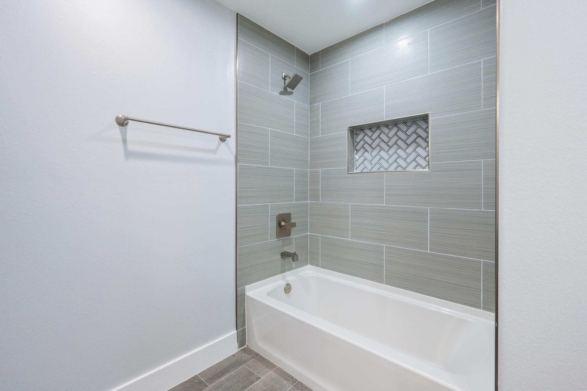 4516 Hermosa Road