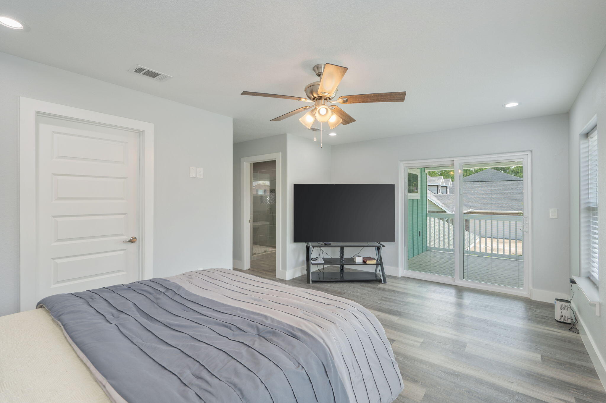 4516 Hermosa Road