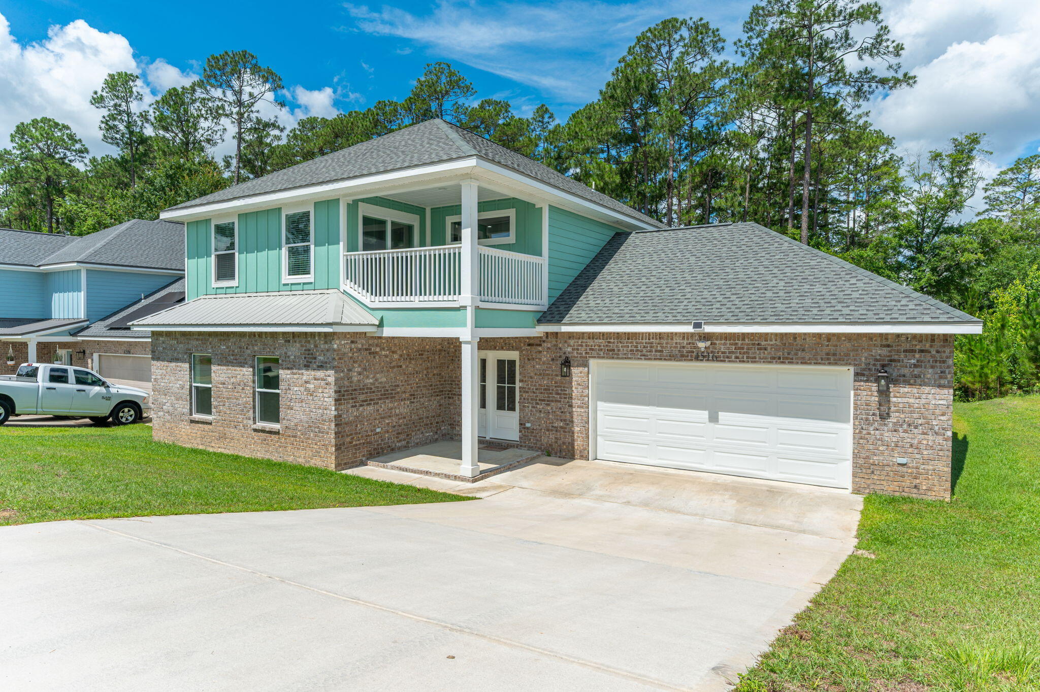 4516 Hermosa Road