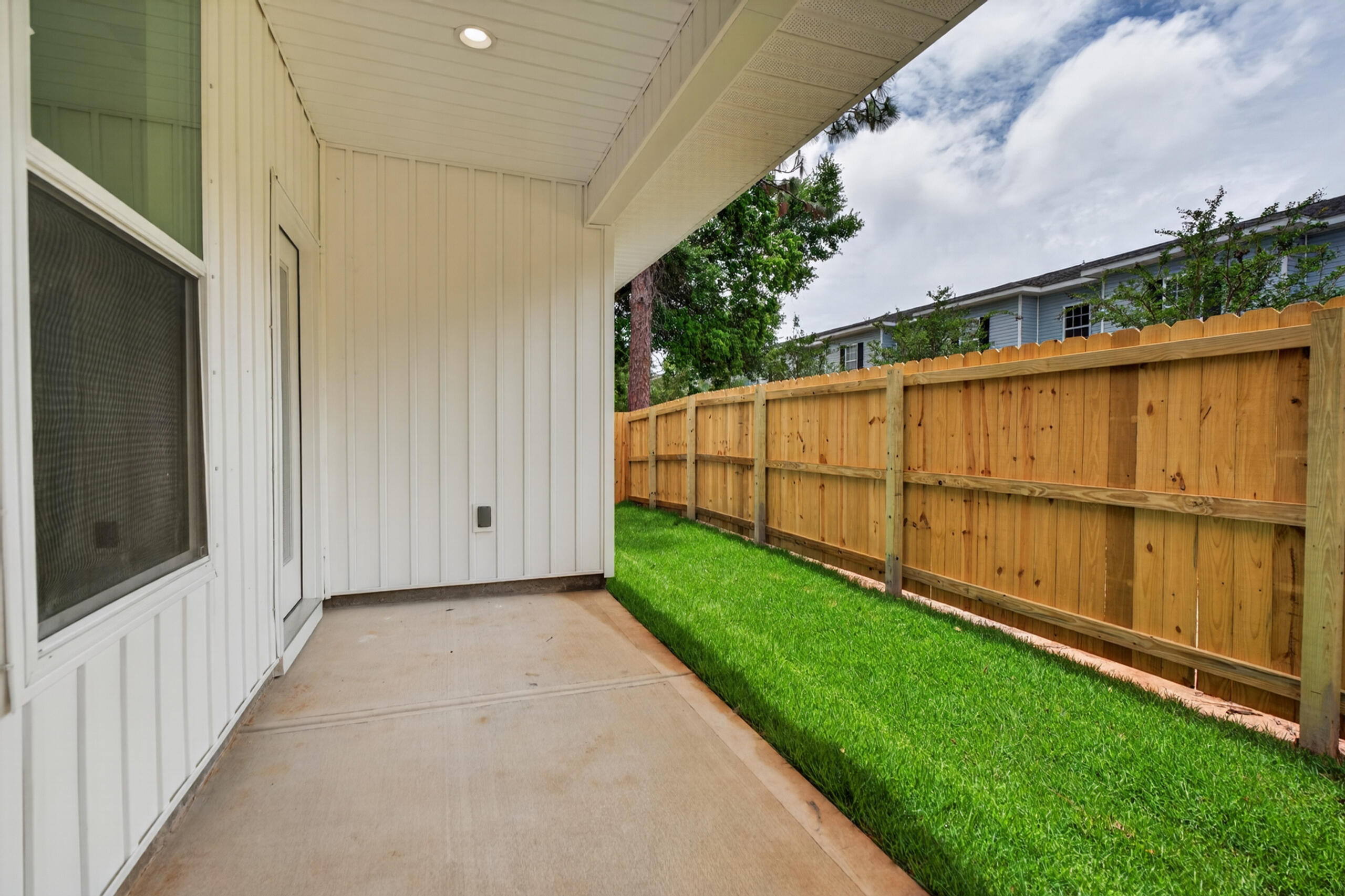 89 Eccles Road