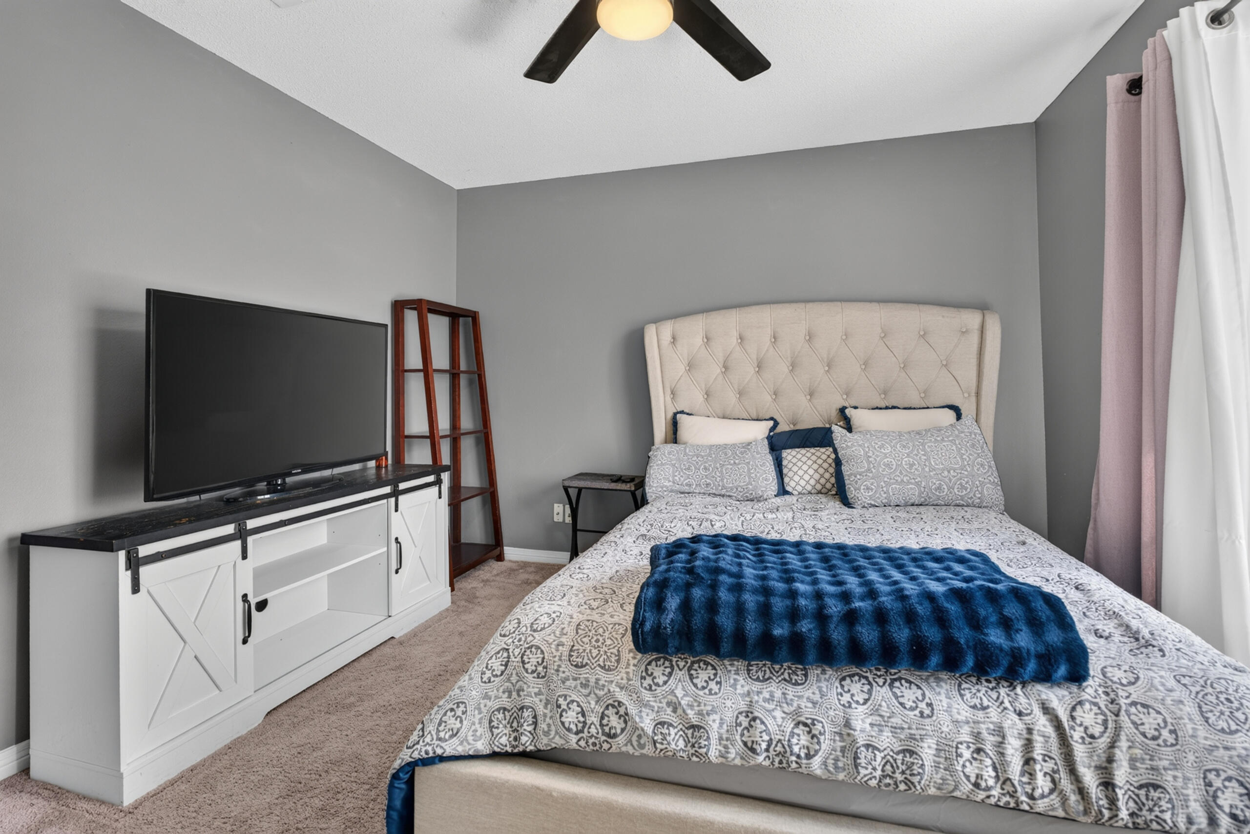 7 Forest Breeze Court