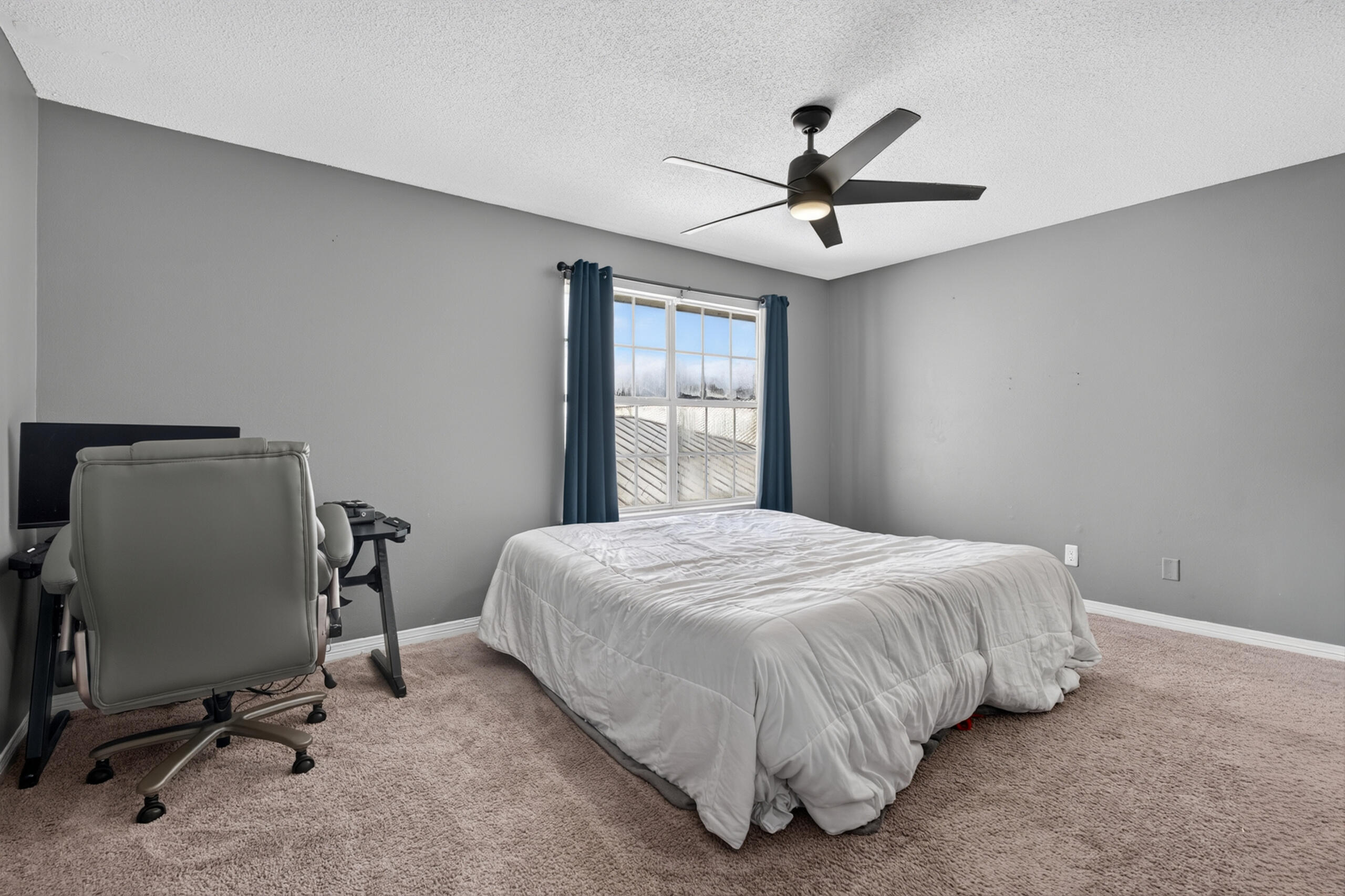 7 Forest Breeze Court