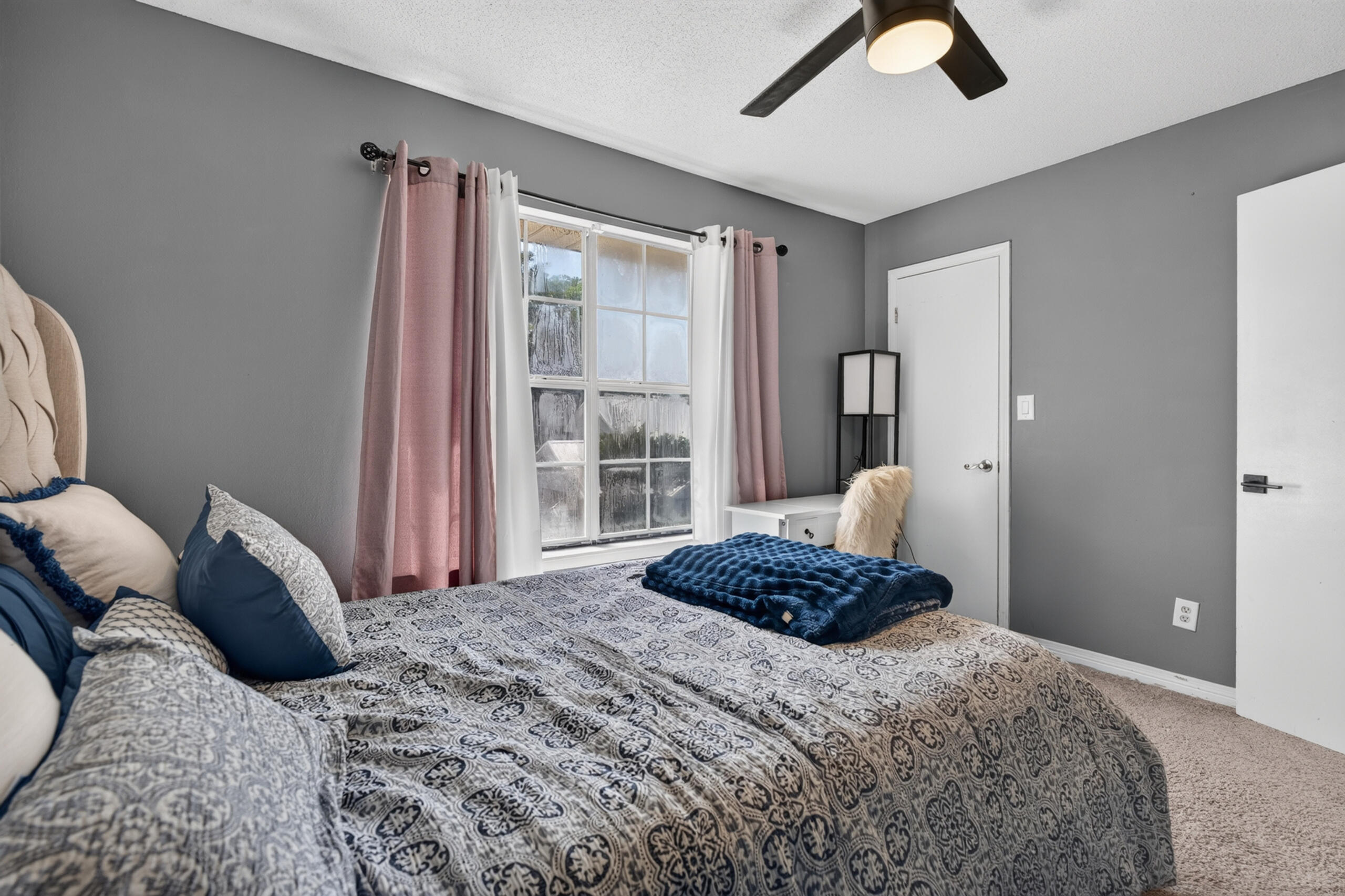 7 Forest Breeze Court