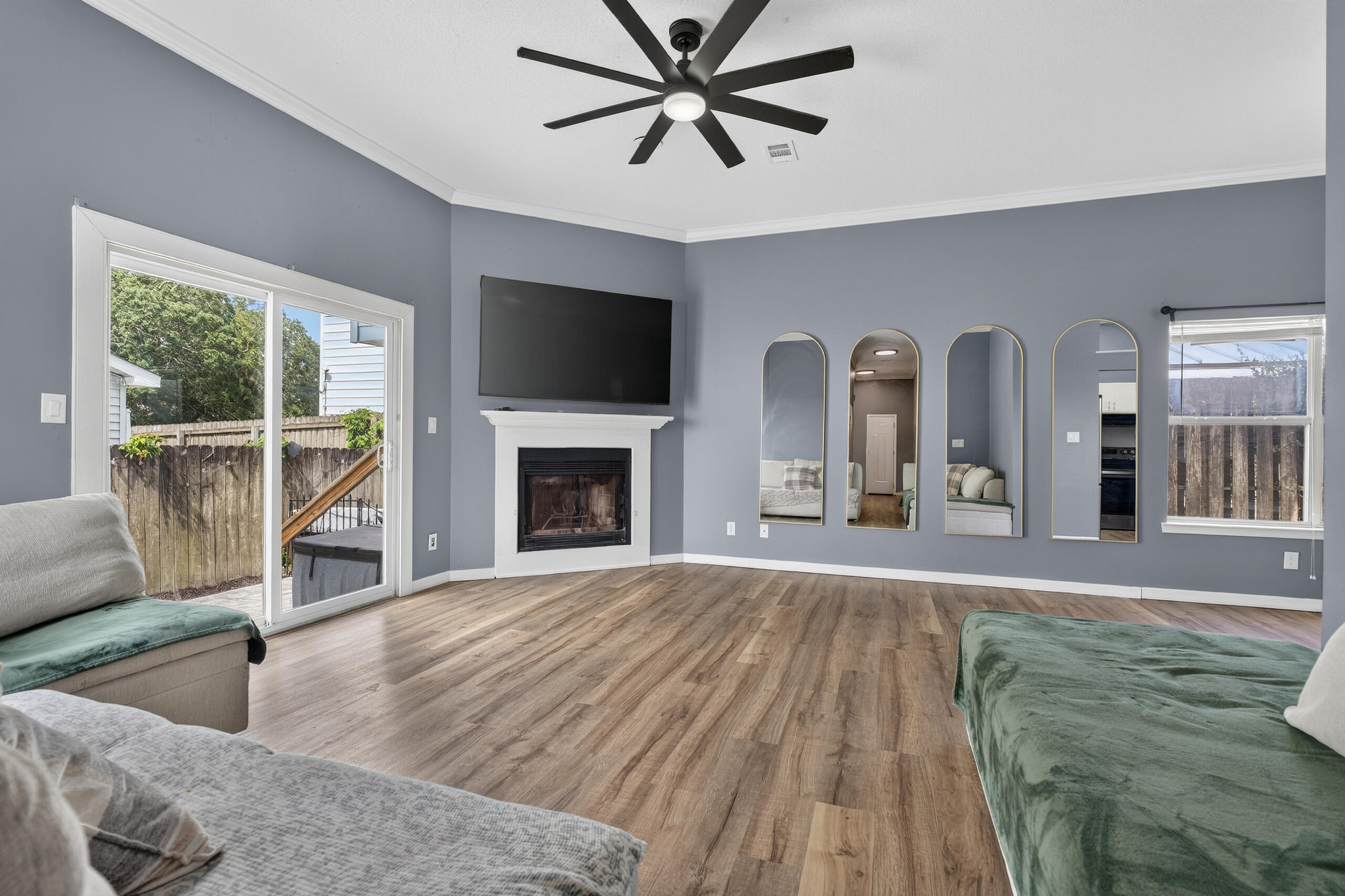 7 Forest Breeze Court