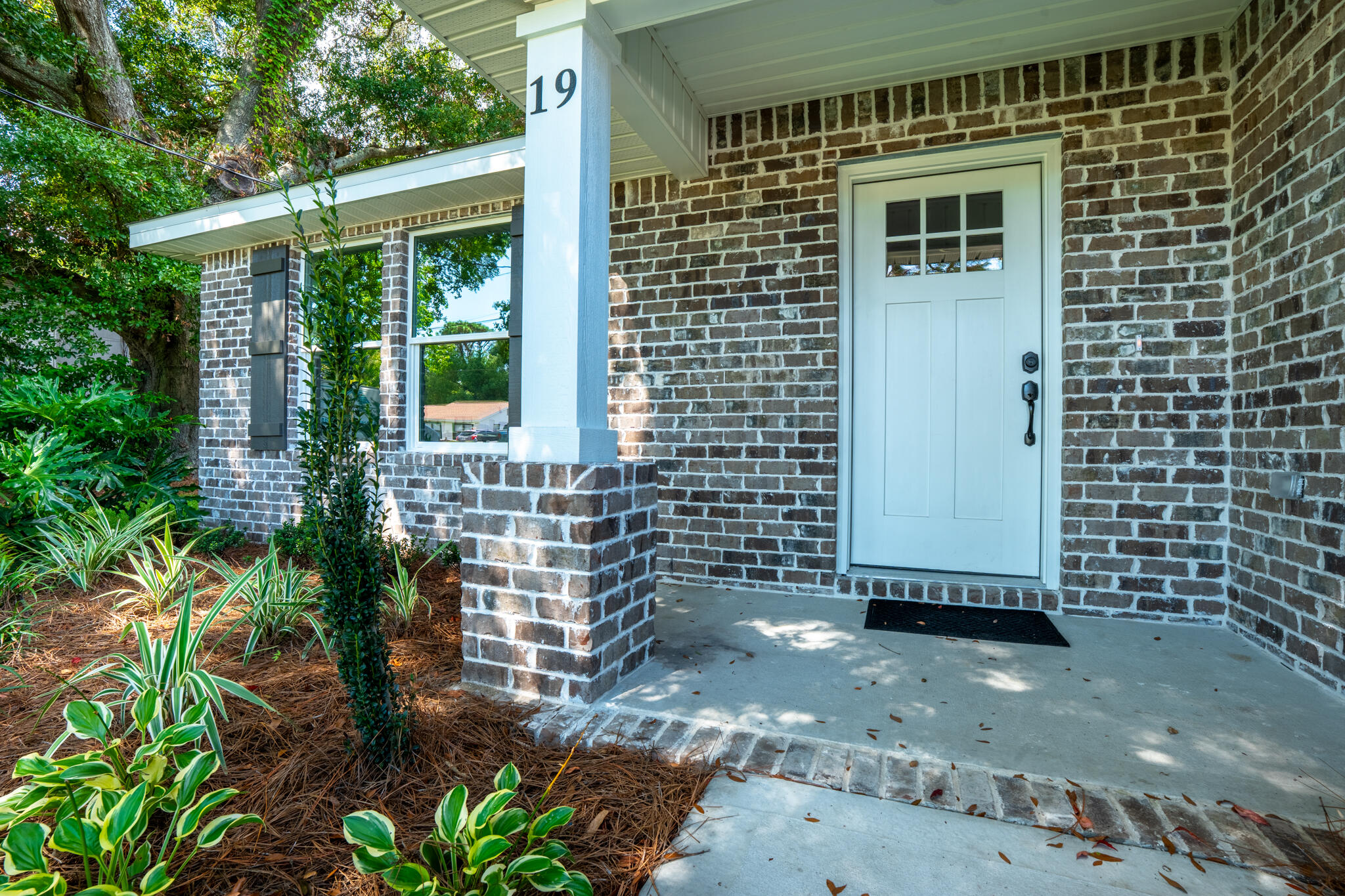 19 NW Highland Drive