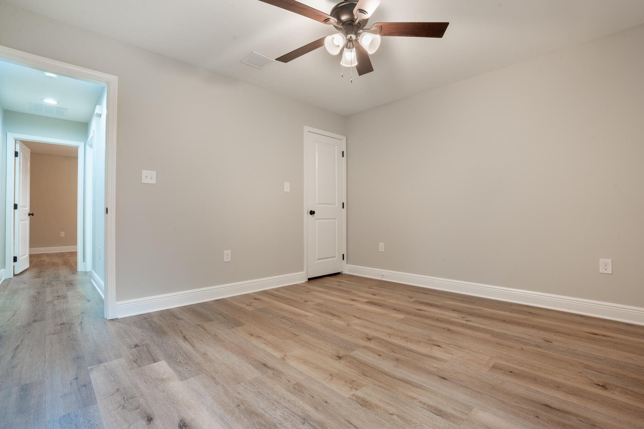 19 NW Highland Drive