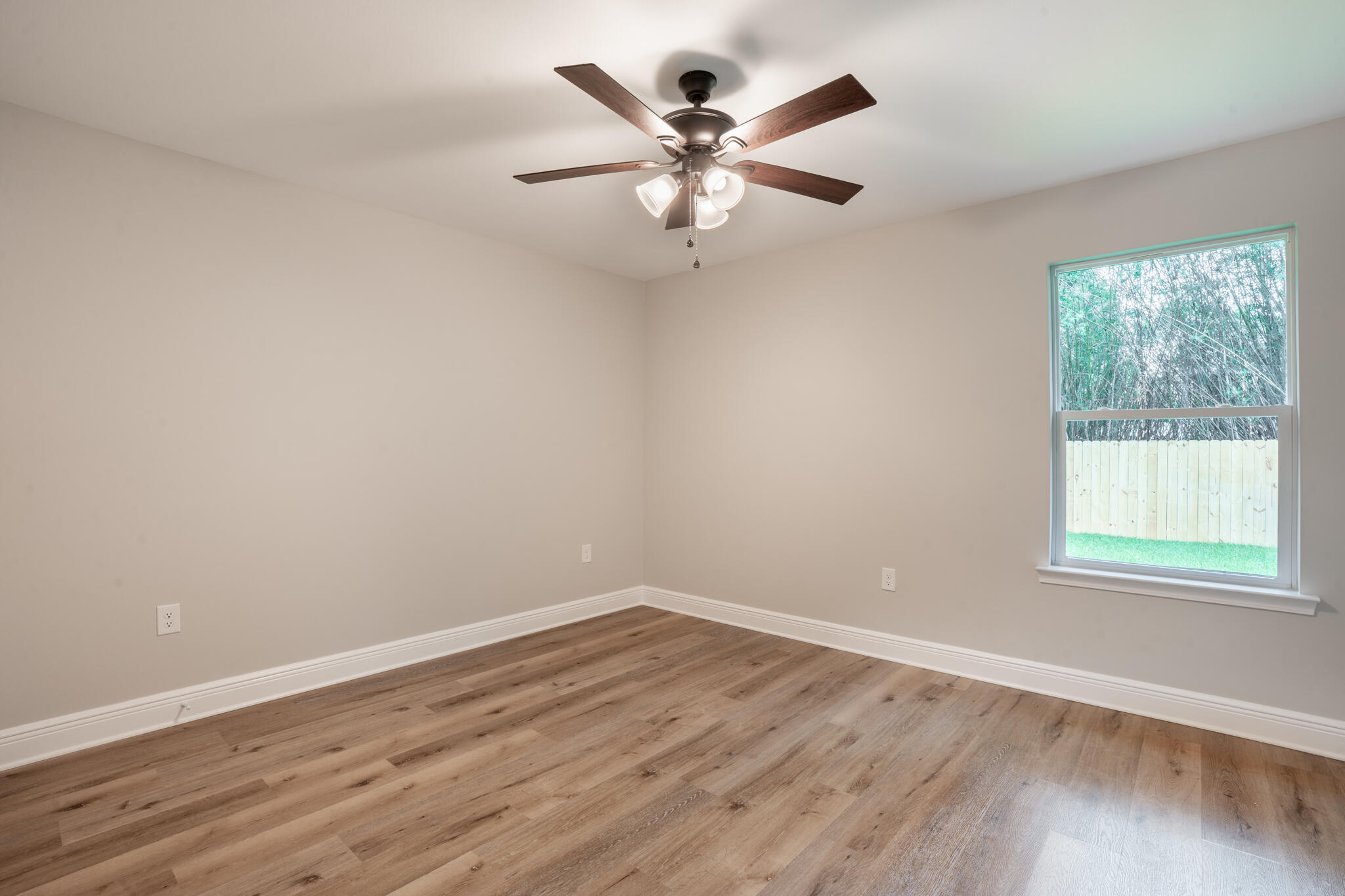 19 NW Highland Drive