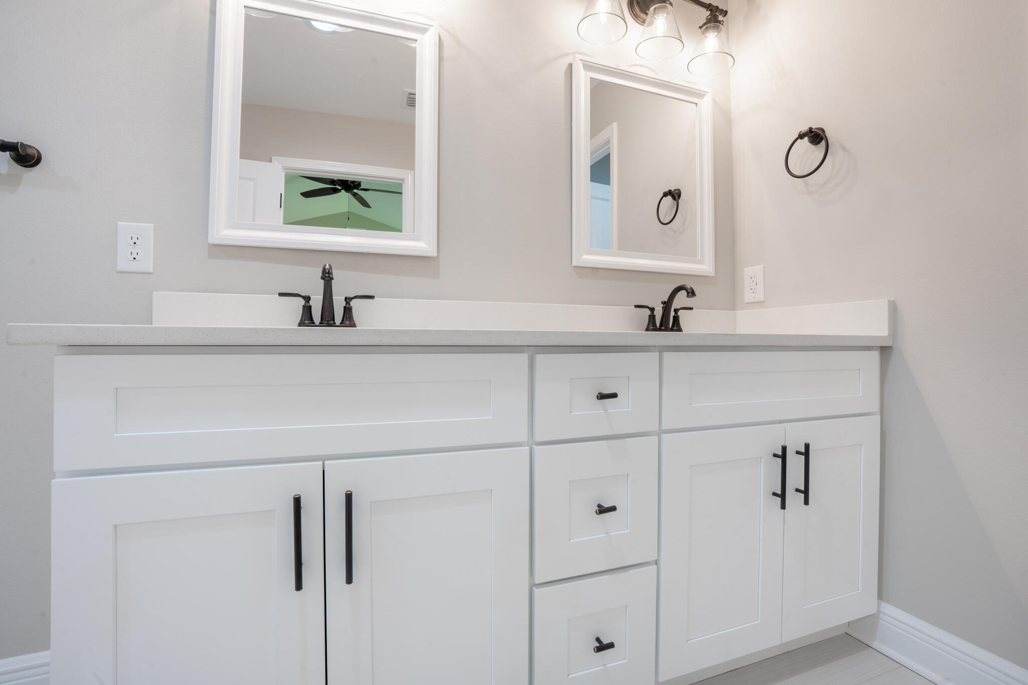 19 NW Highland Drive