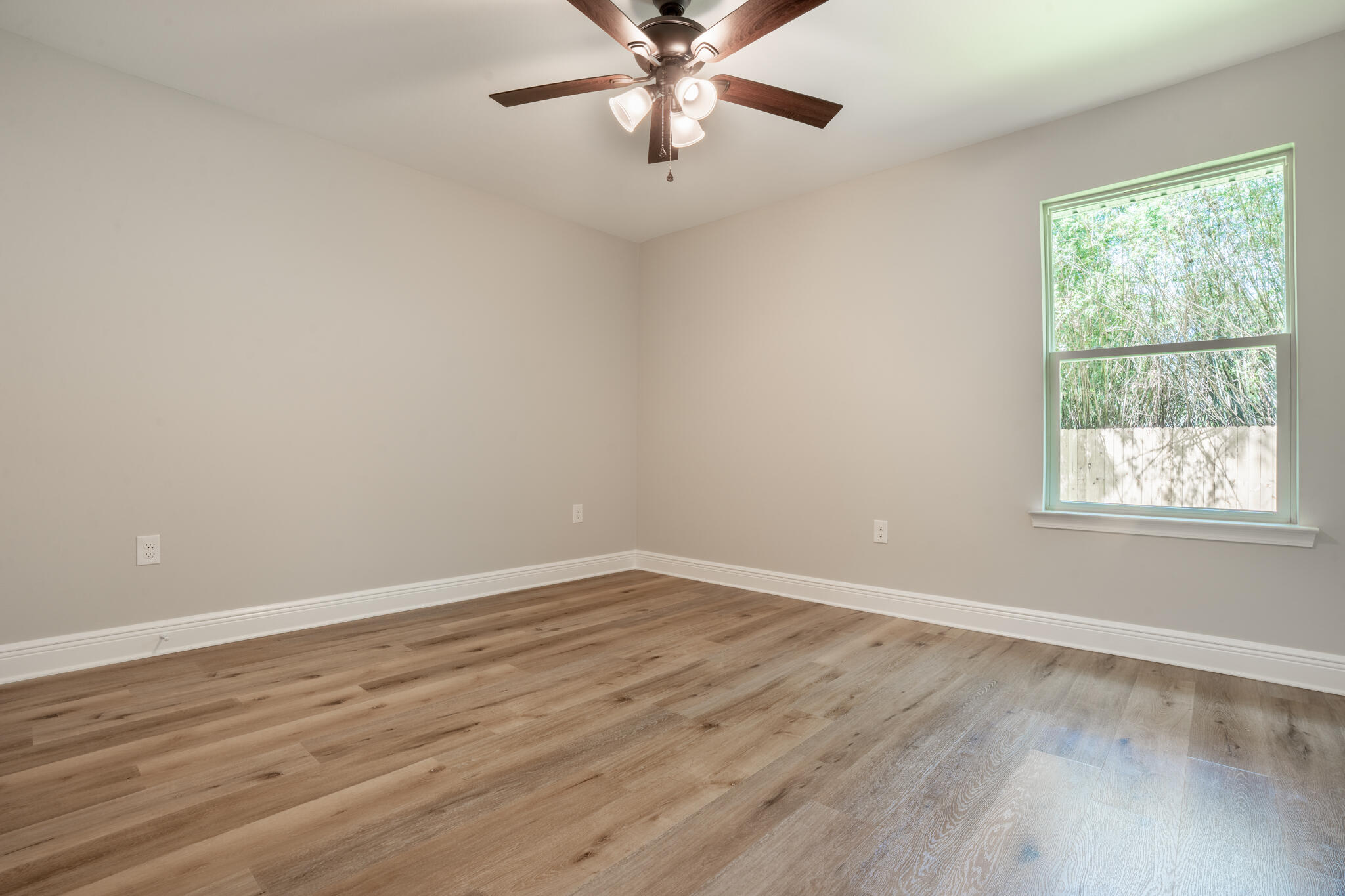 19 NW Highland Drive