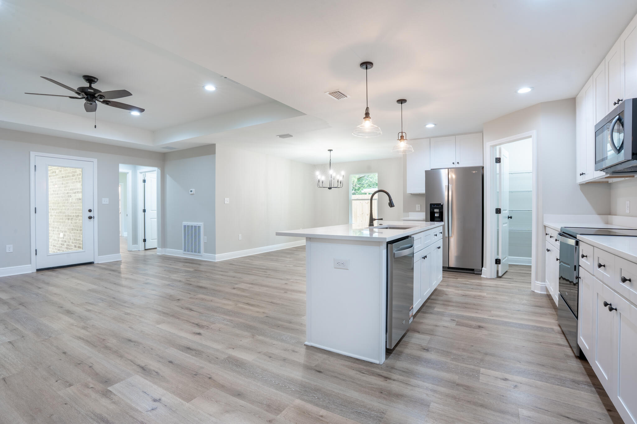 19 NW Highland Drive