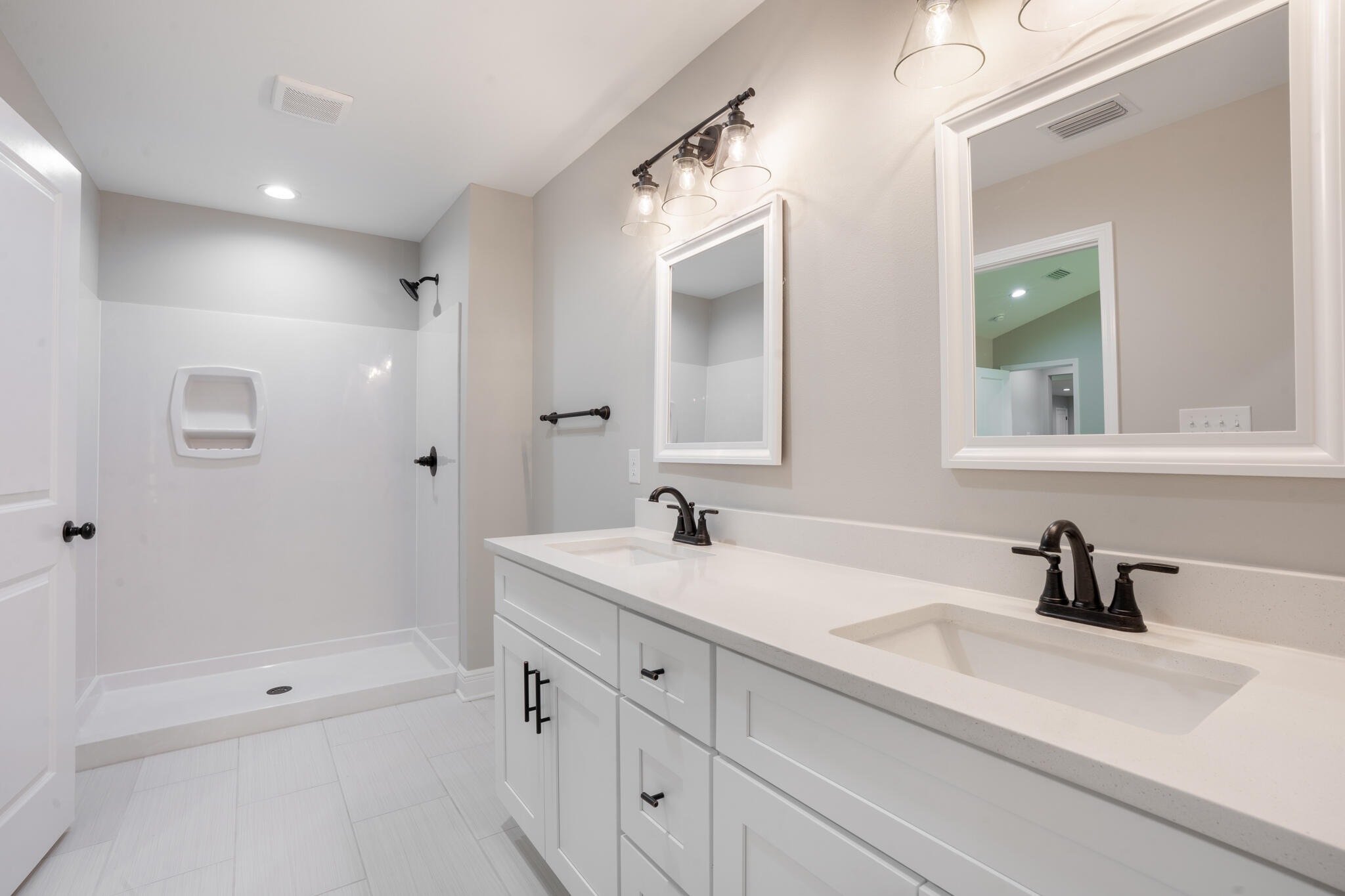 19 NW Highland Drive