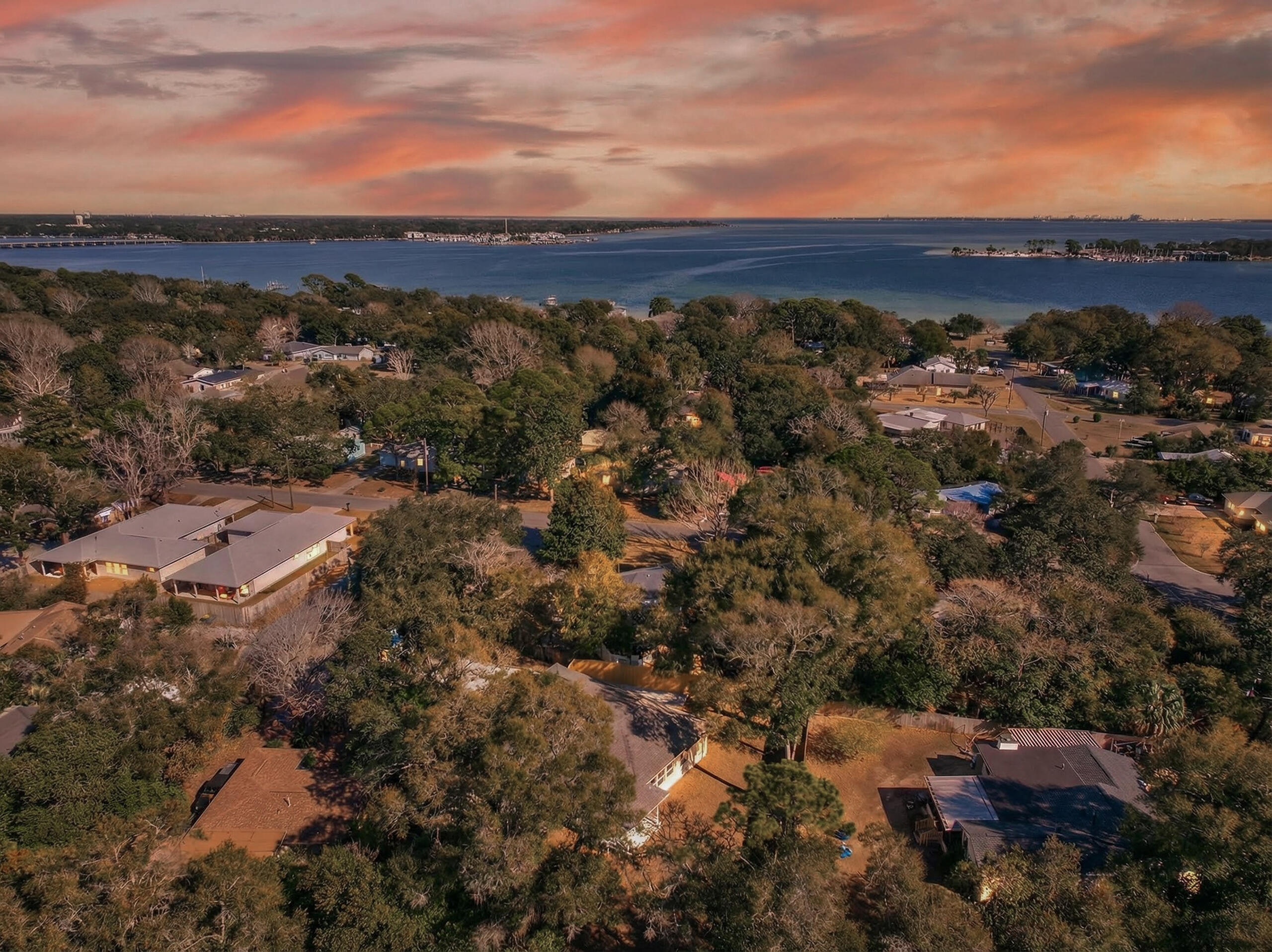 228 NE Greenbrier Circle