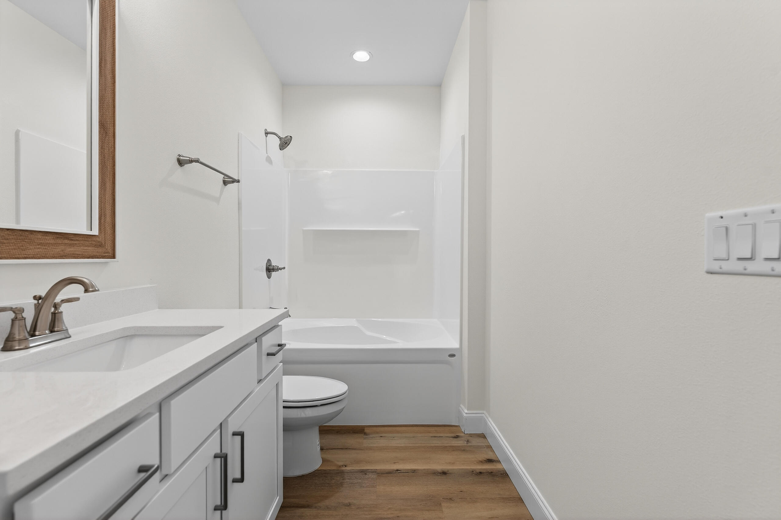 228 NE Greenbrier Circle