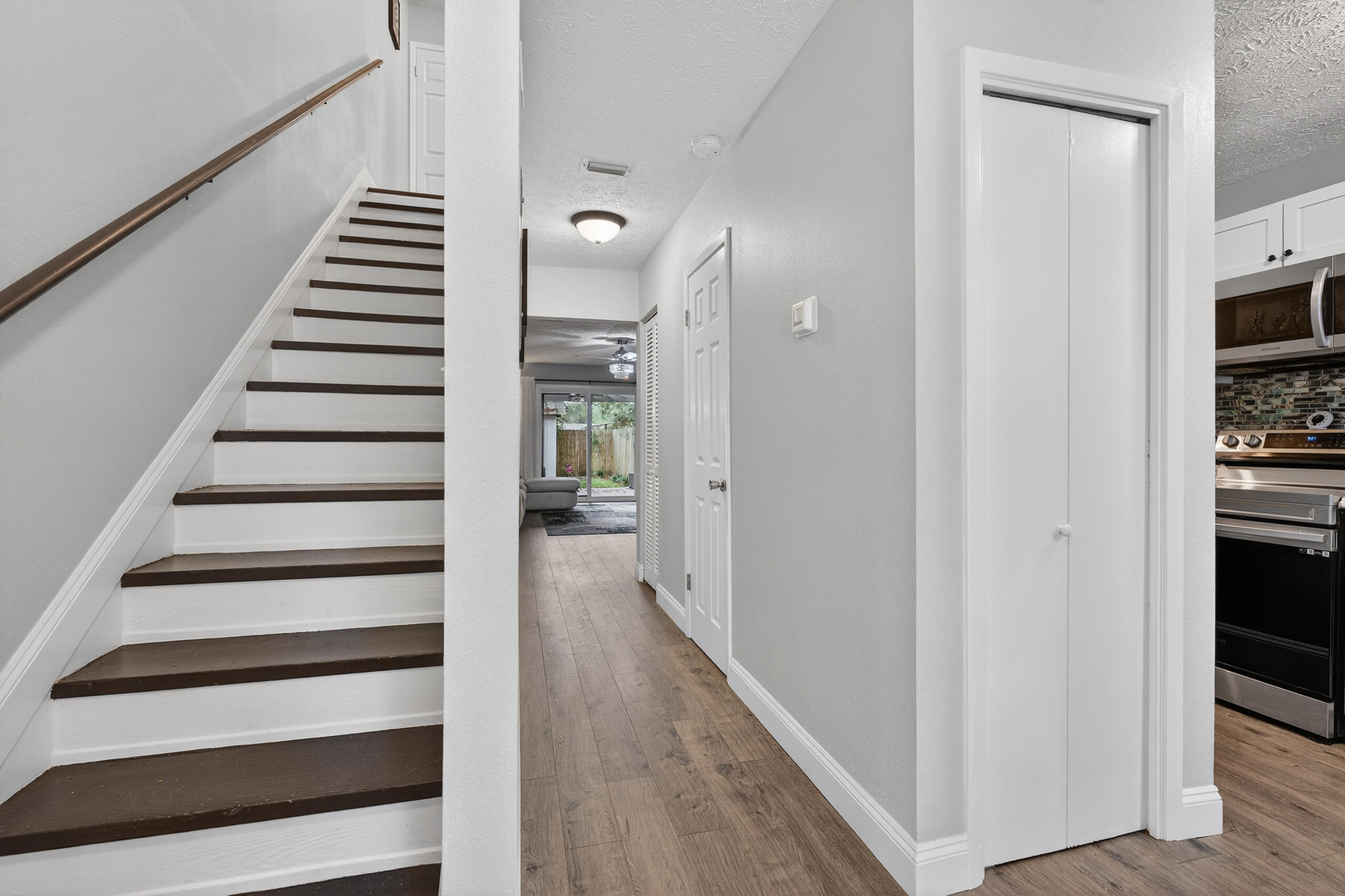 35 10th Street D