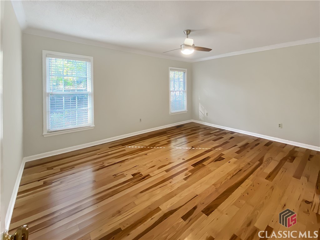 1240 Ferncreek Drive