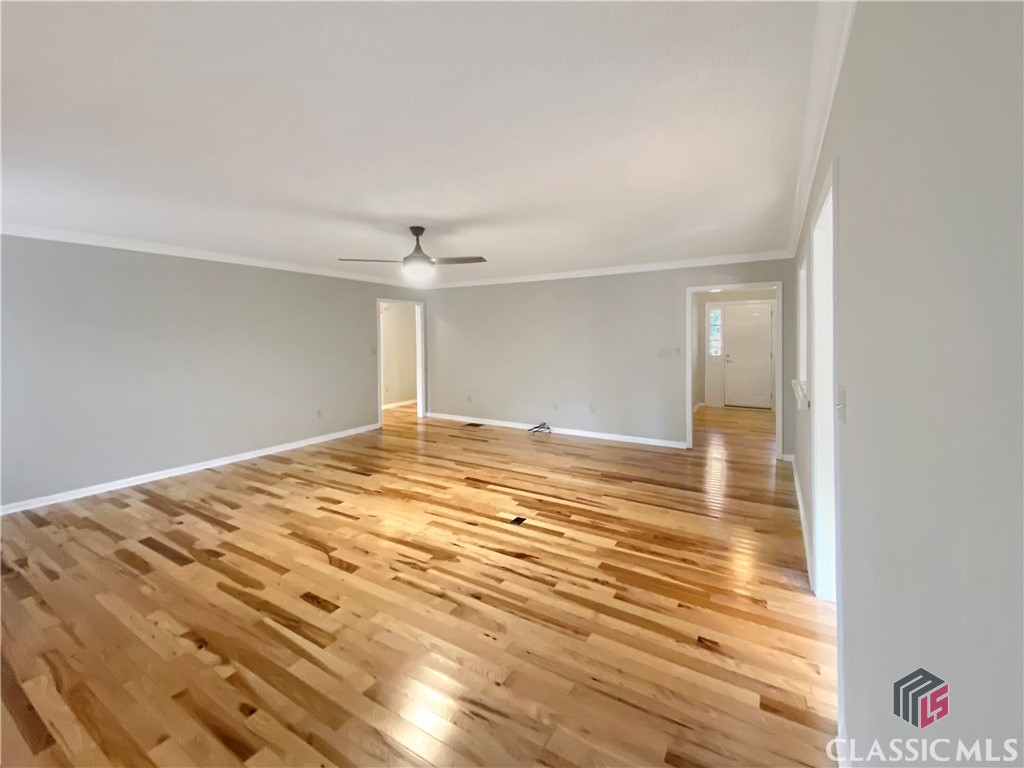 1240 Ferncreek Drive