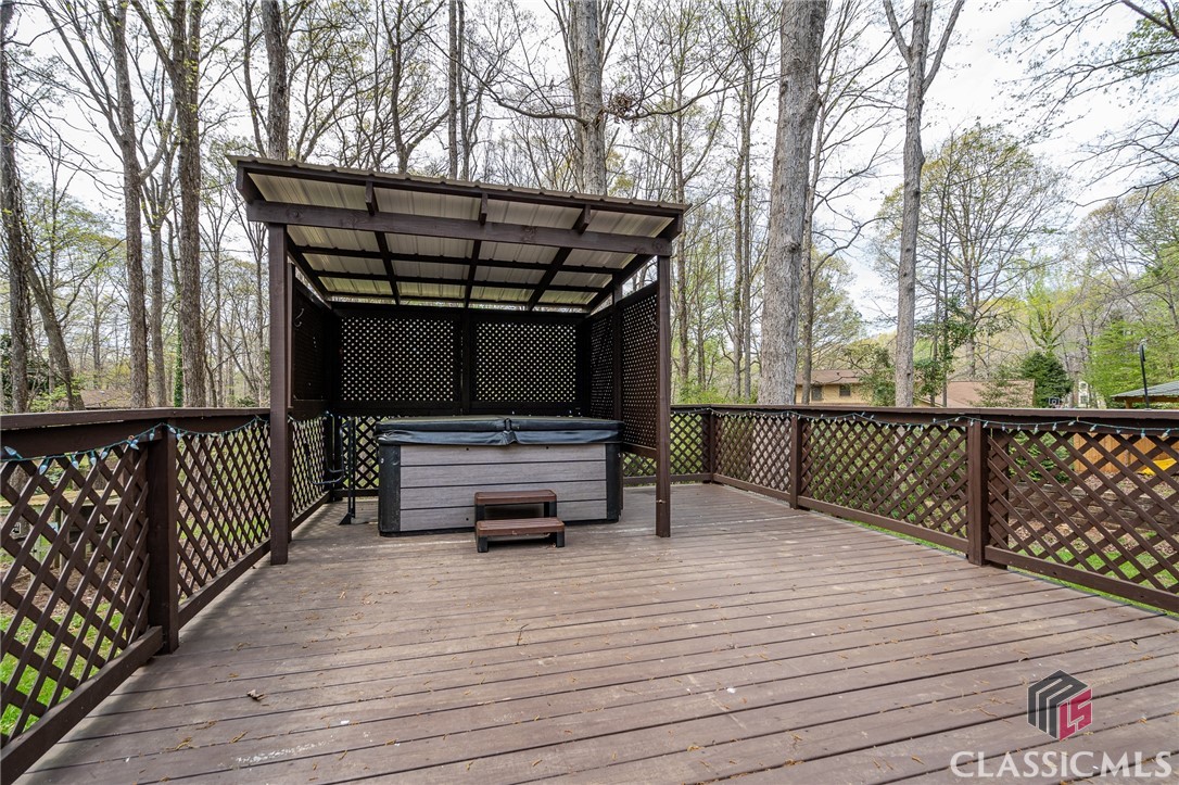 155 Kingston Way