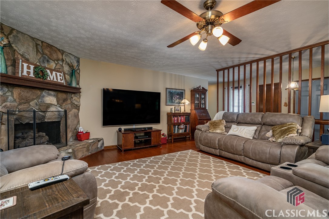1351 Hollow Creek Lane