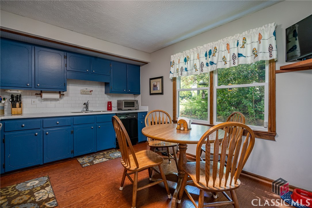1351 Hollow Creek Lane