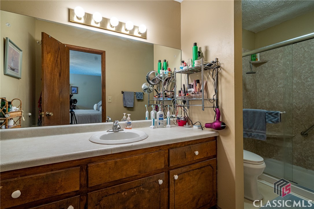 1351 Hollow Creek Lane