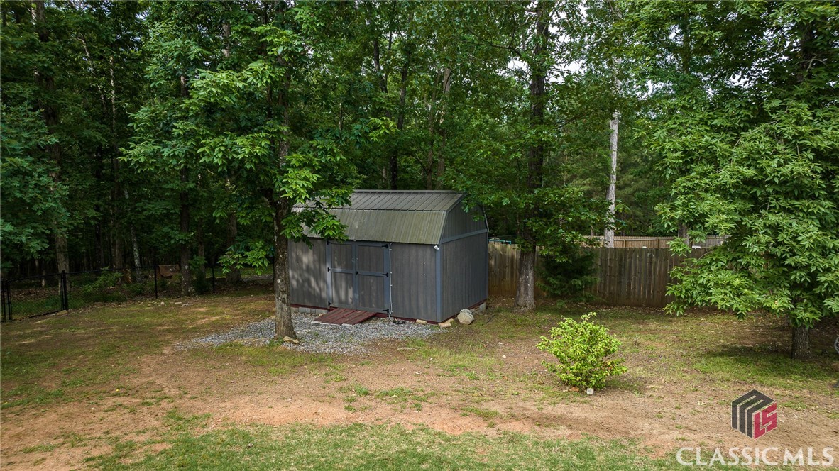 185 St Mark Place