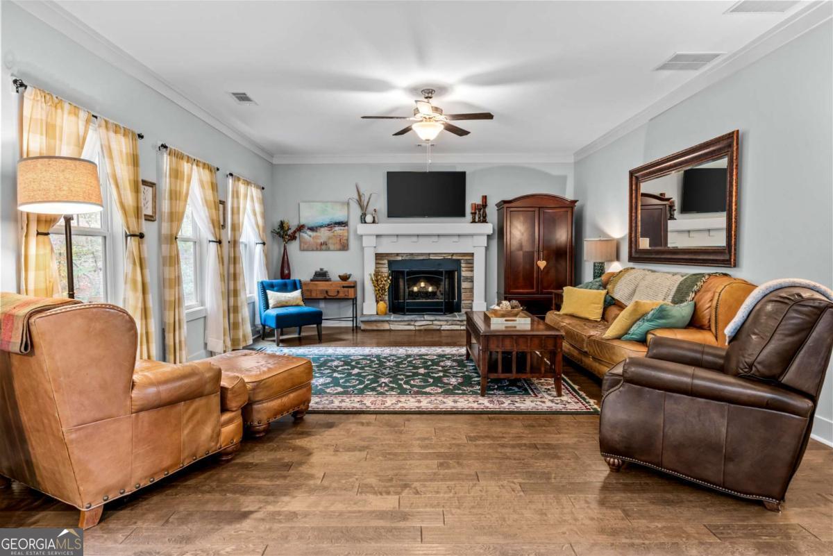 154 River Estate Drive