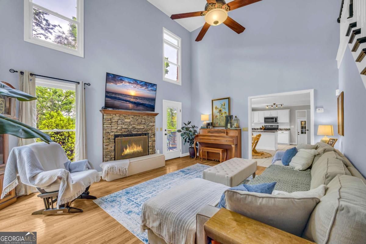 1040 Skipstone Point