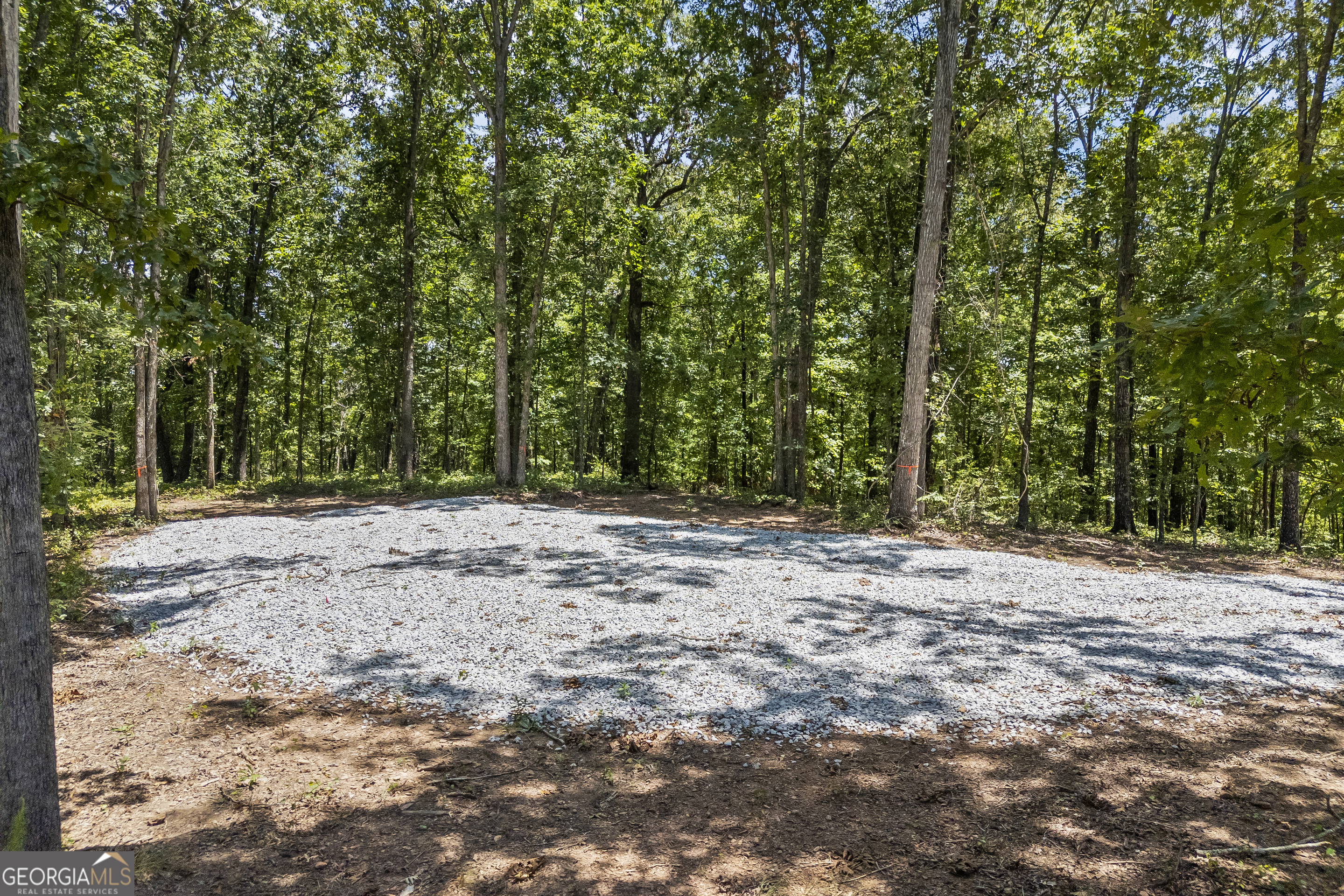 211 Blackthorn Road