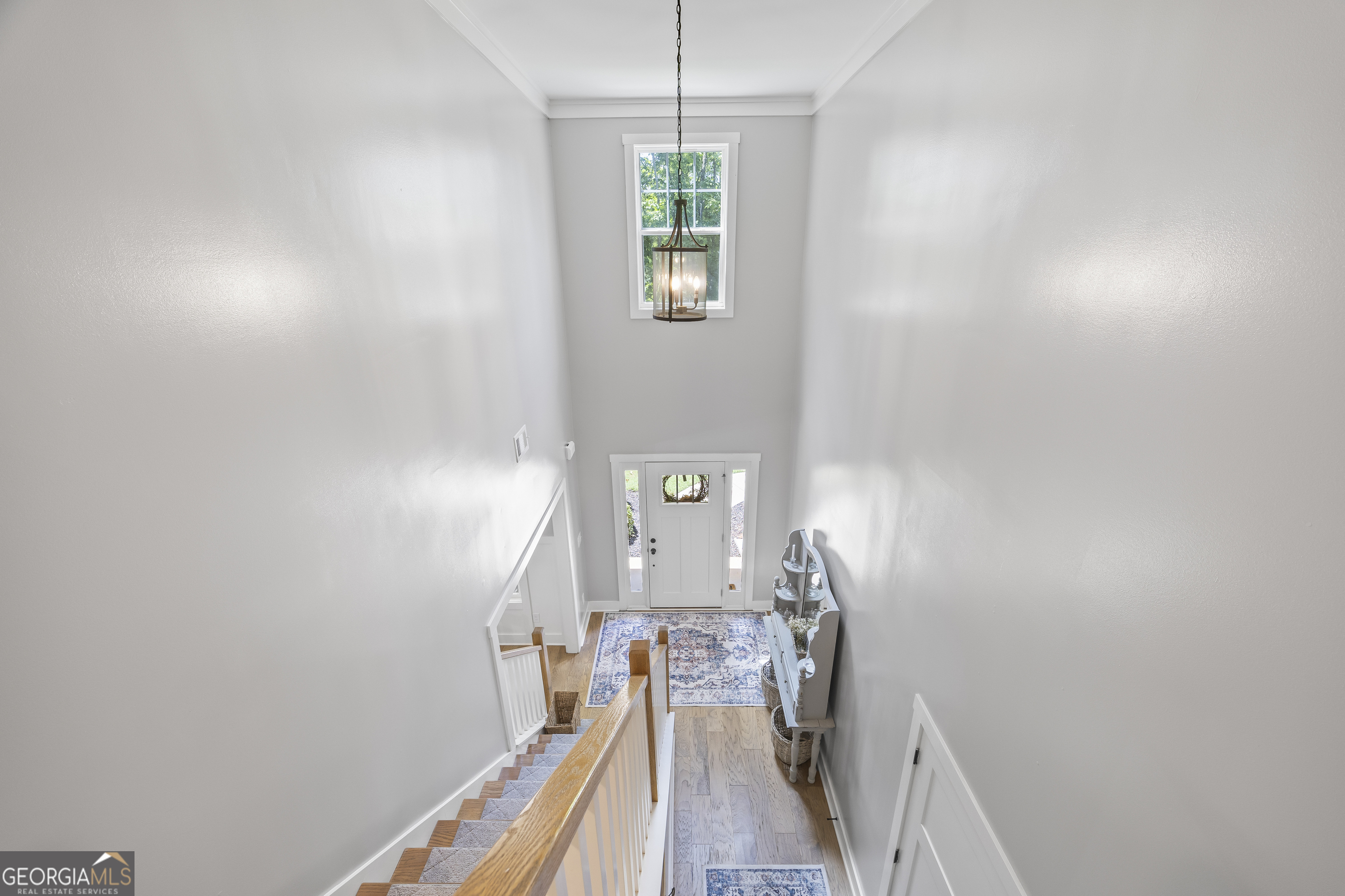211 Blackthorn Road