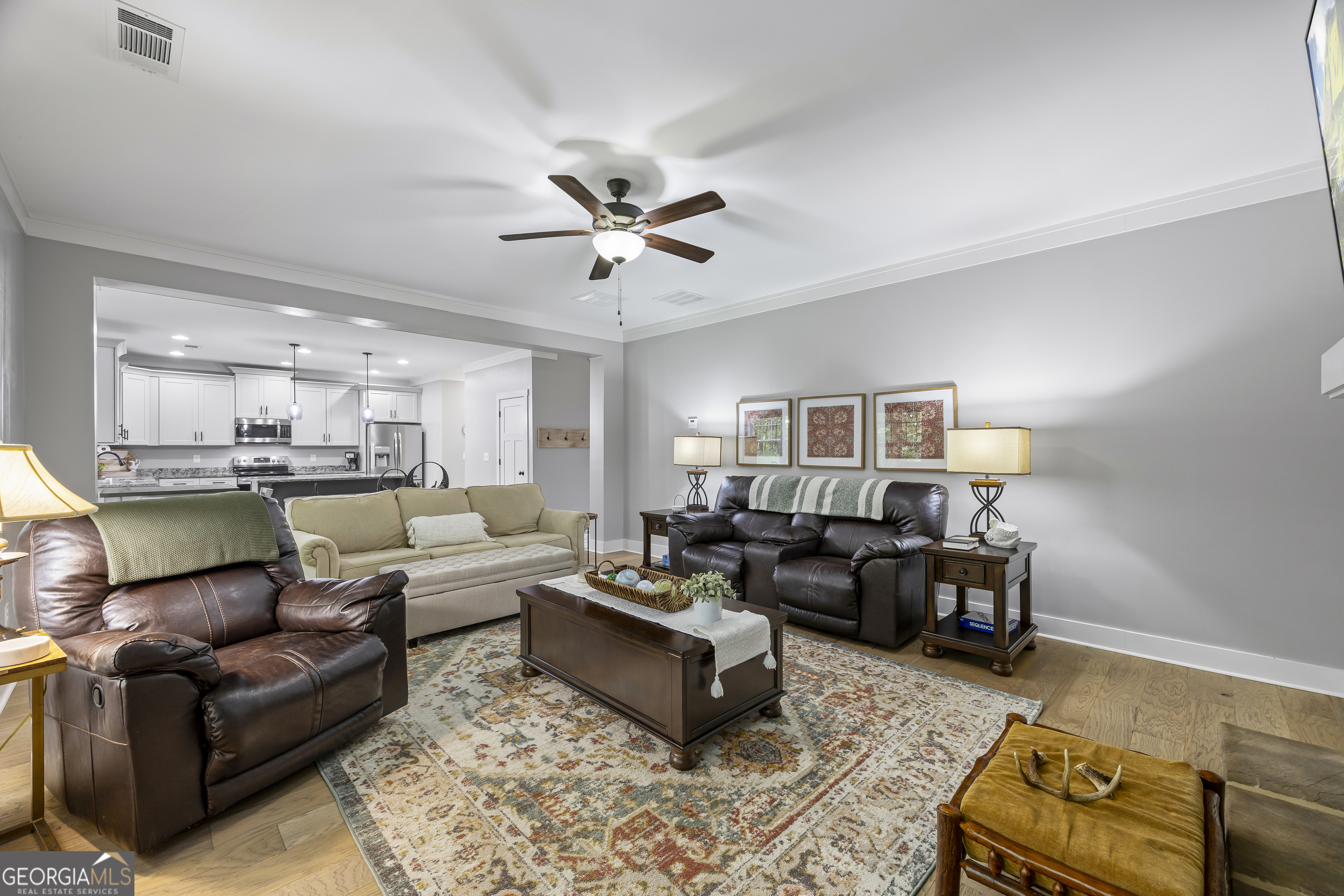 211 Blackthorn Road