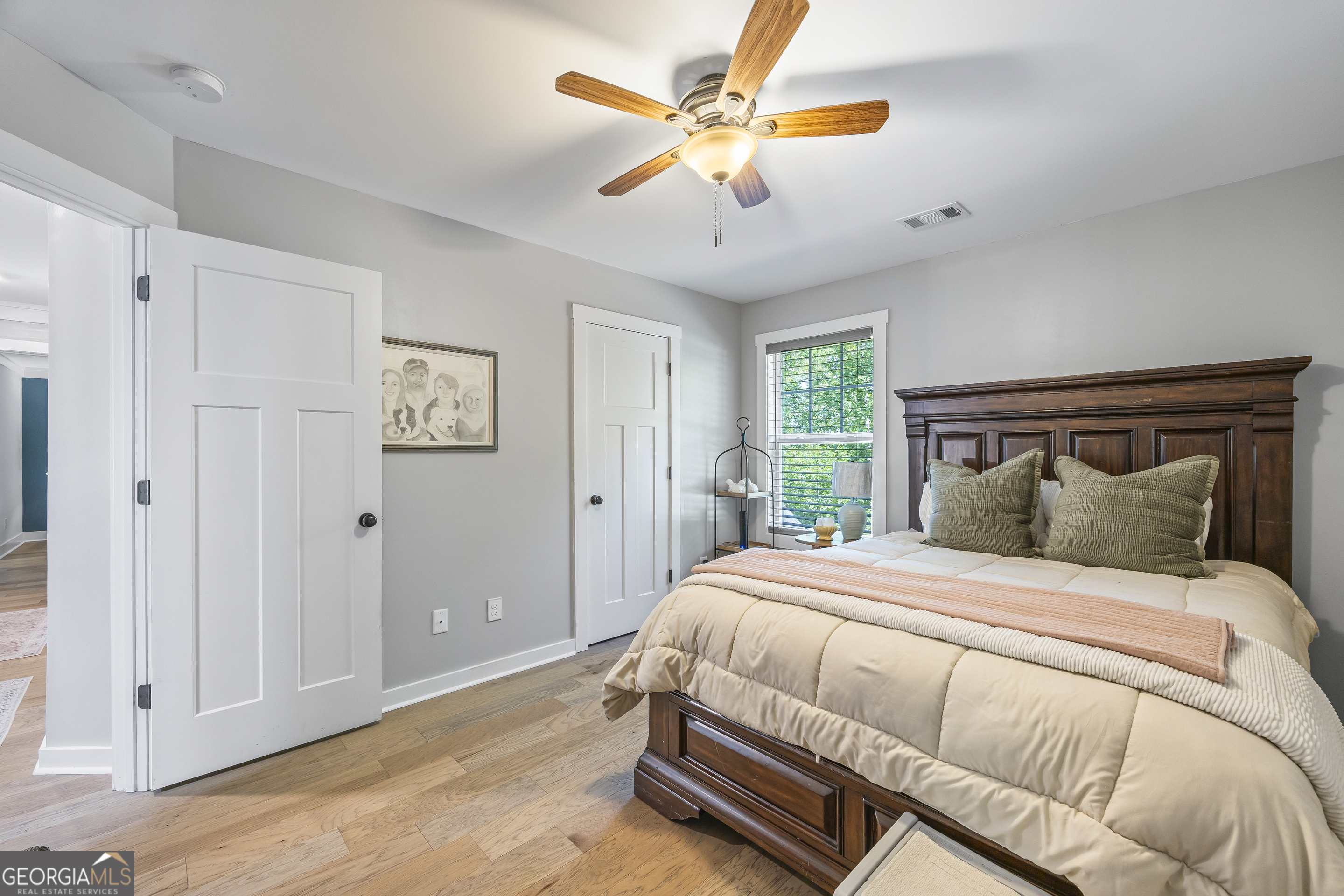 211 Blackthorn Road
