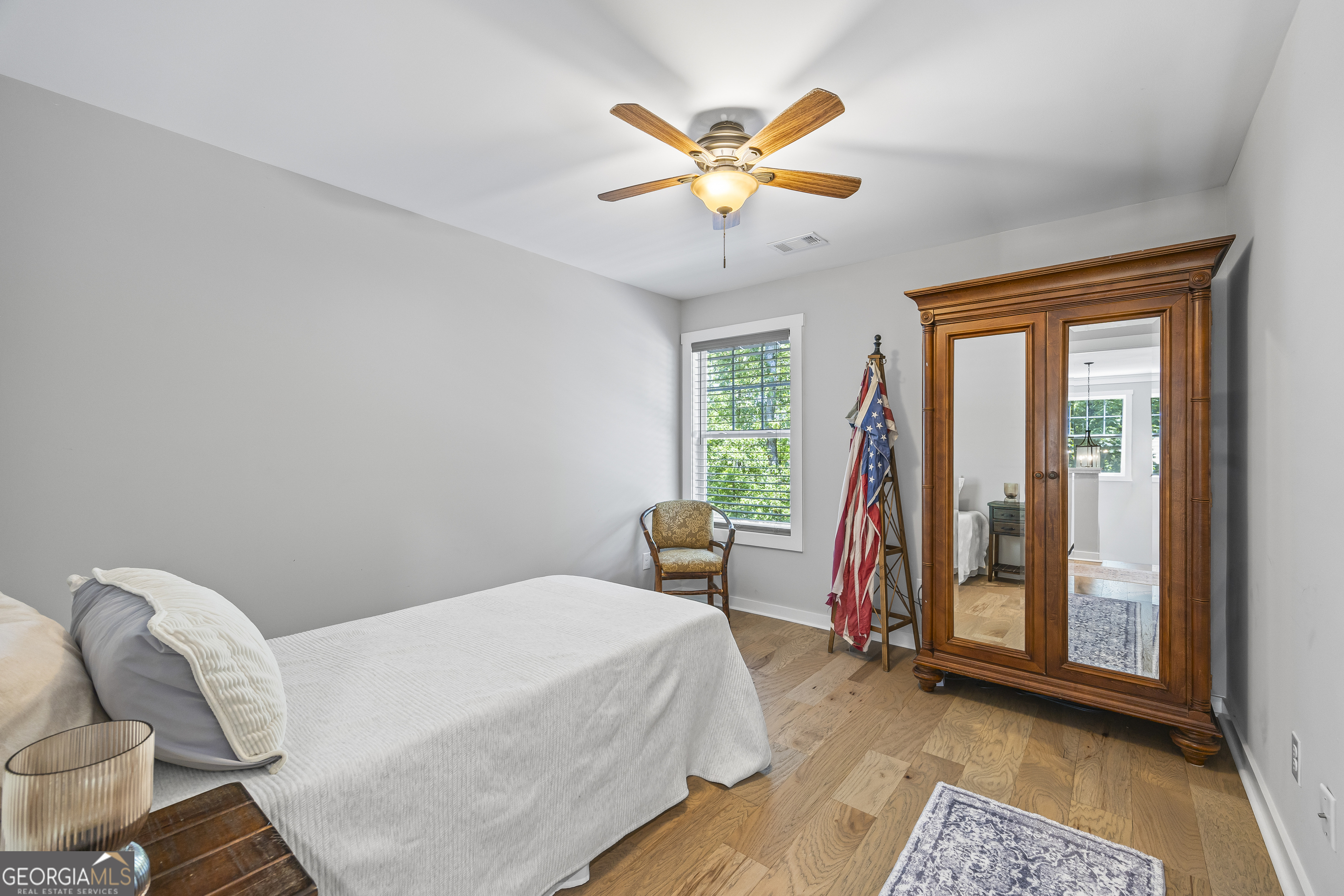 211 Blackthorn Road