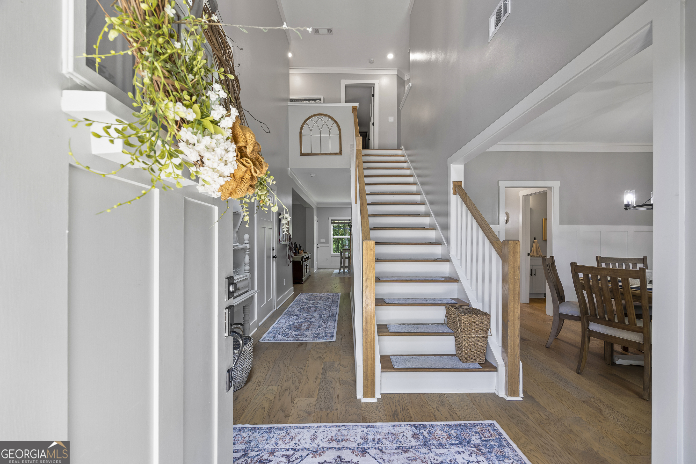 211 Blackthorn Road