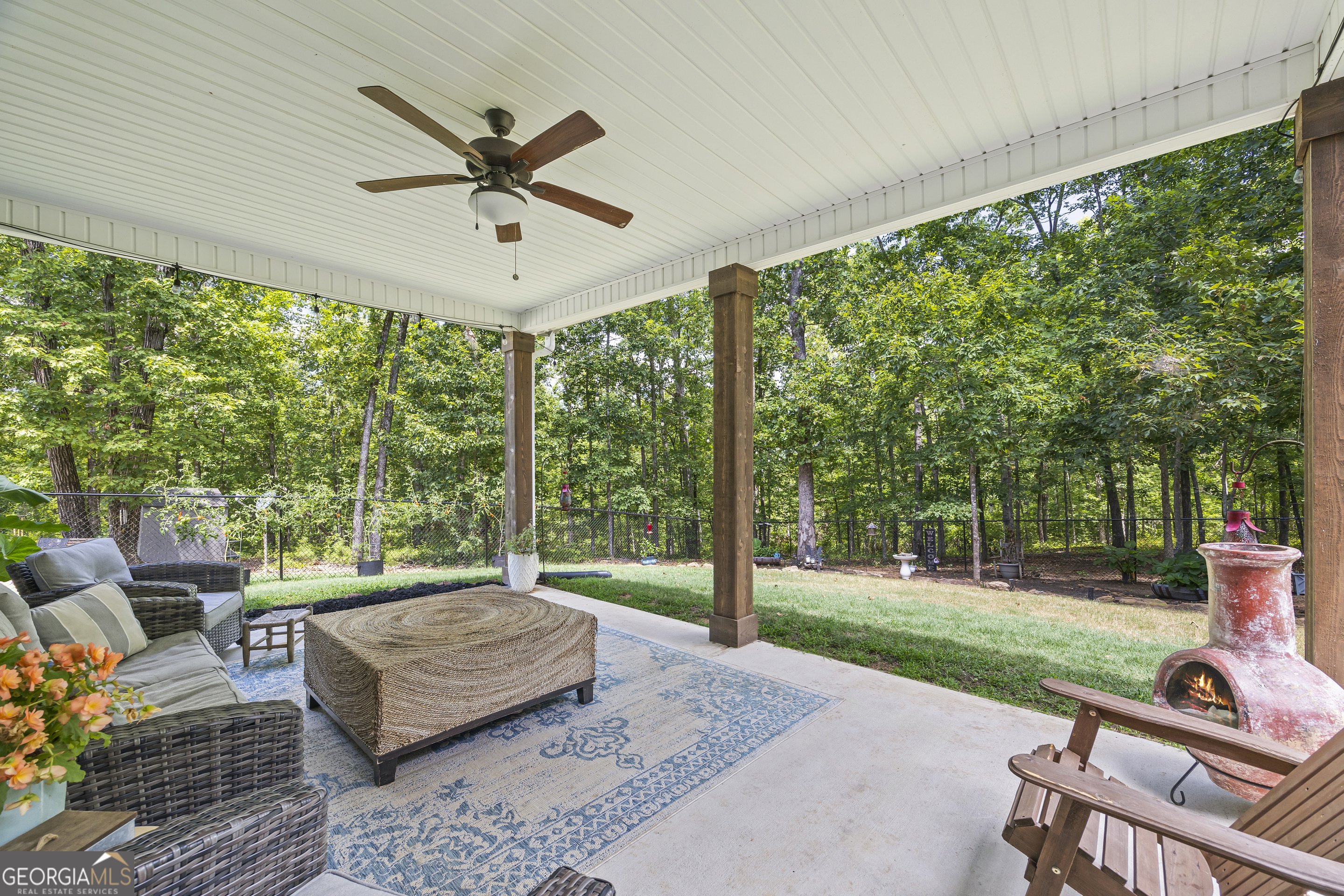 211 Blackthorn Road