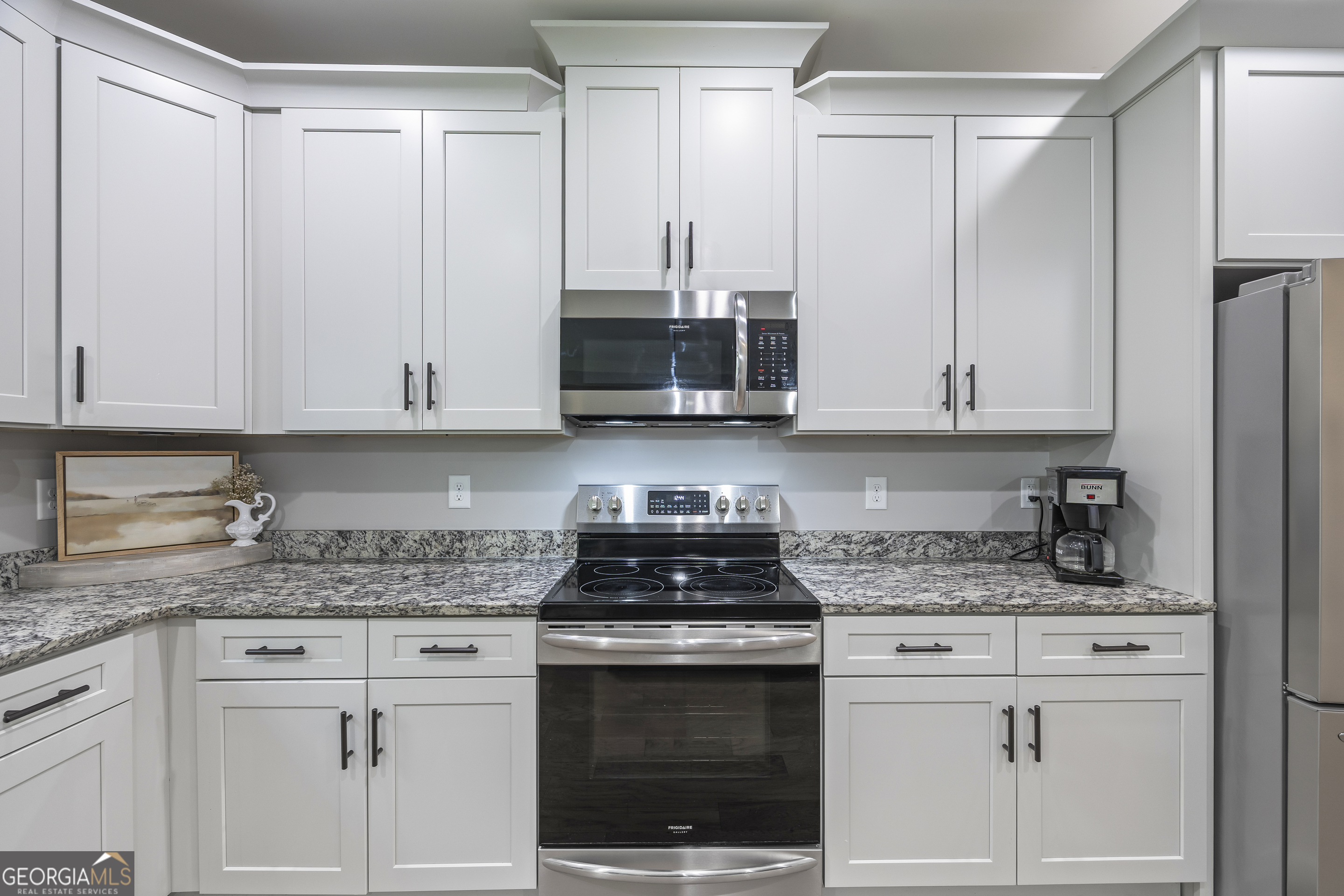 211 Blackthorn Road