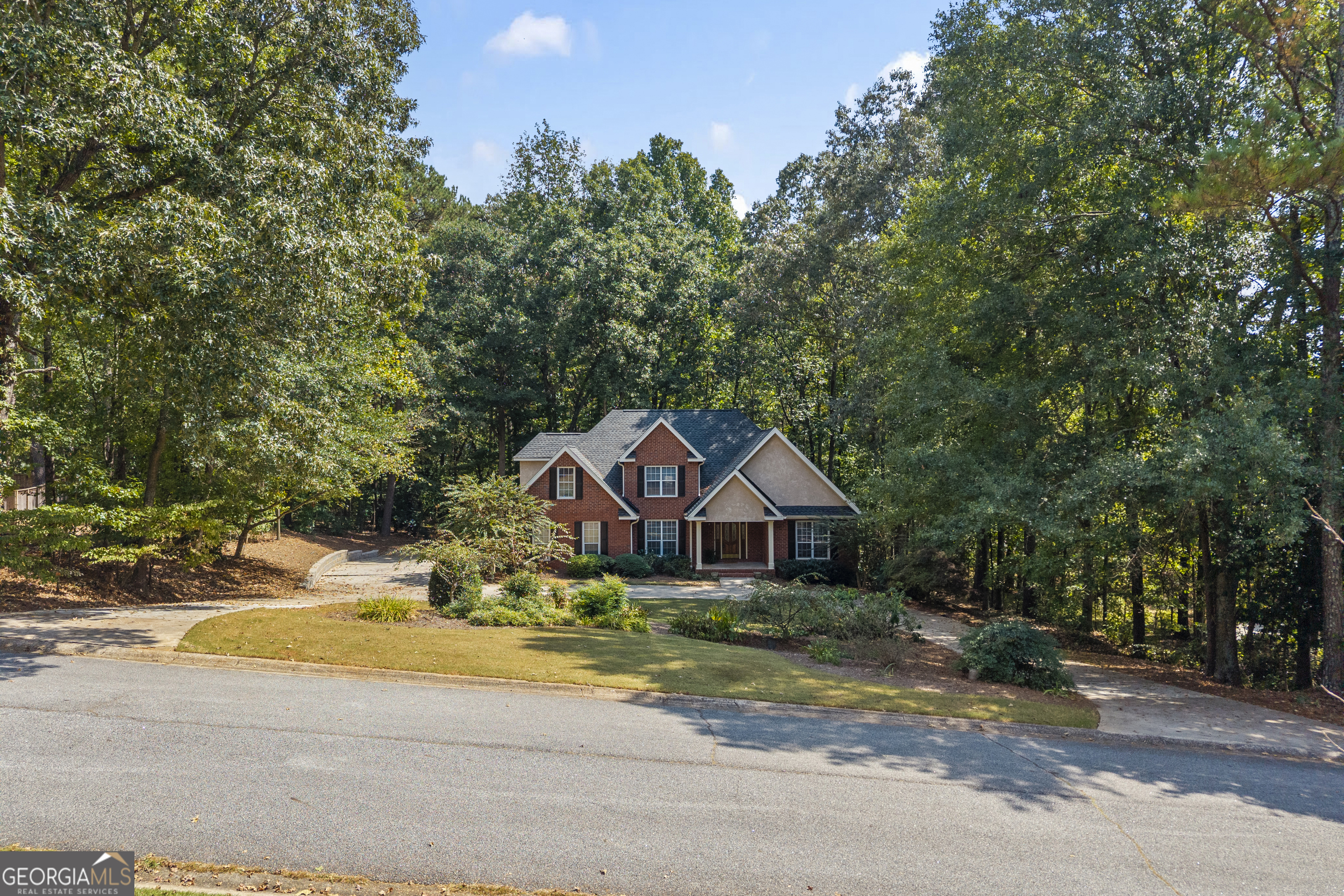 30 Joe Lee Drive