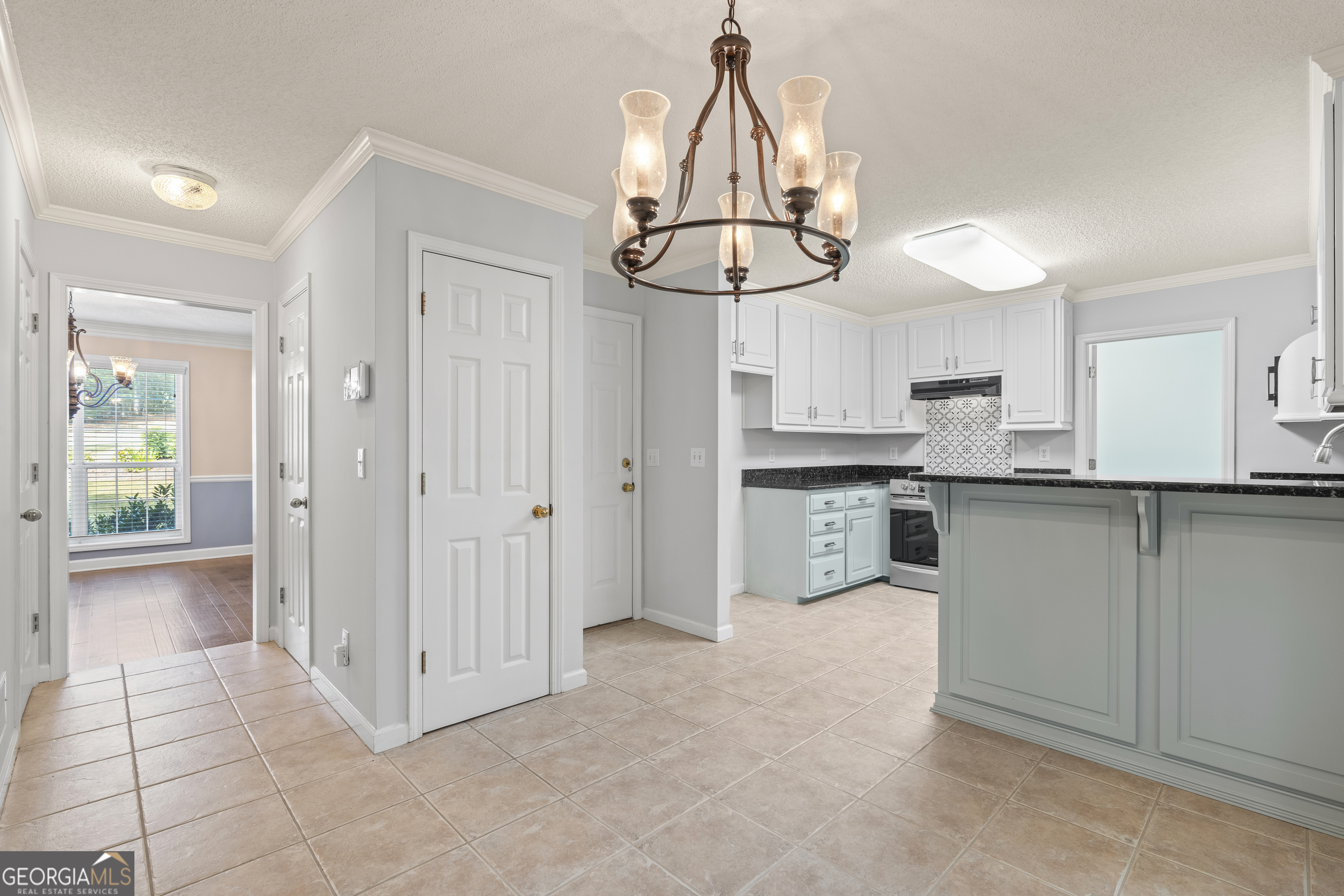 30 Joe Lee Drive