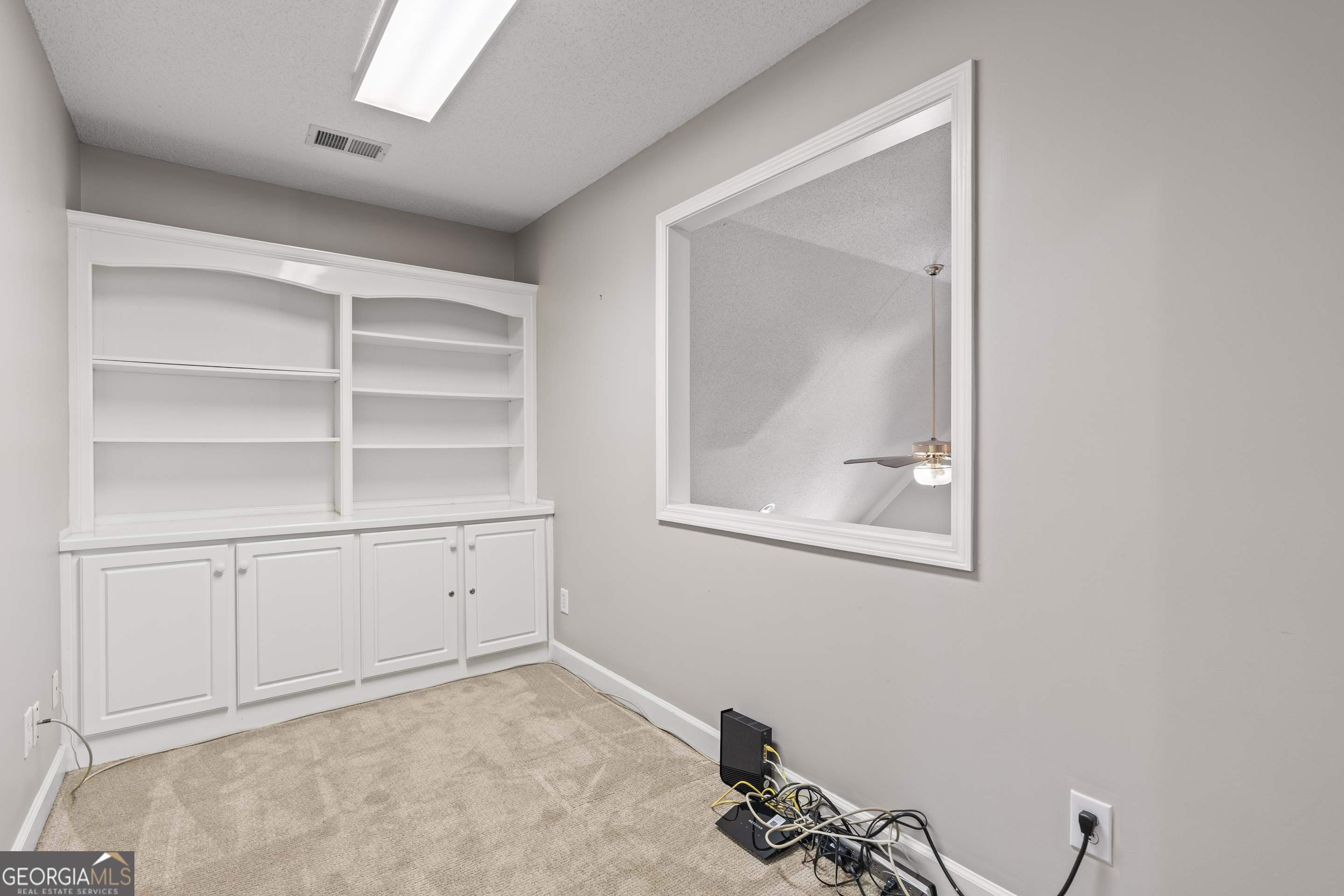 30 Joe Lee Drive