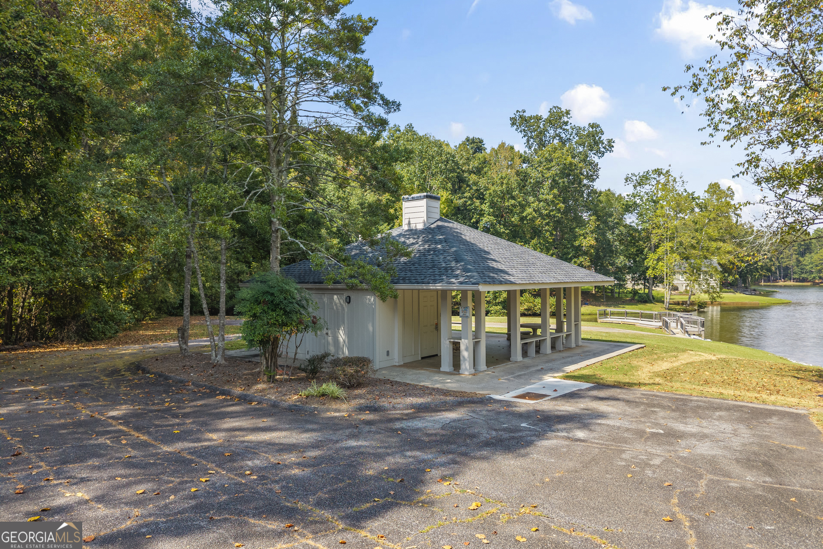 30 Joe Lee Drive