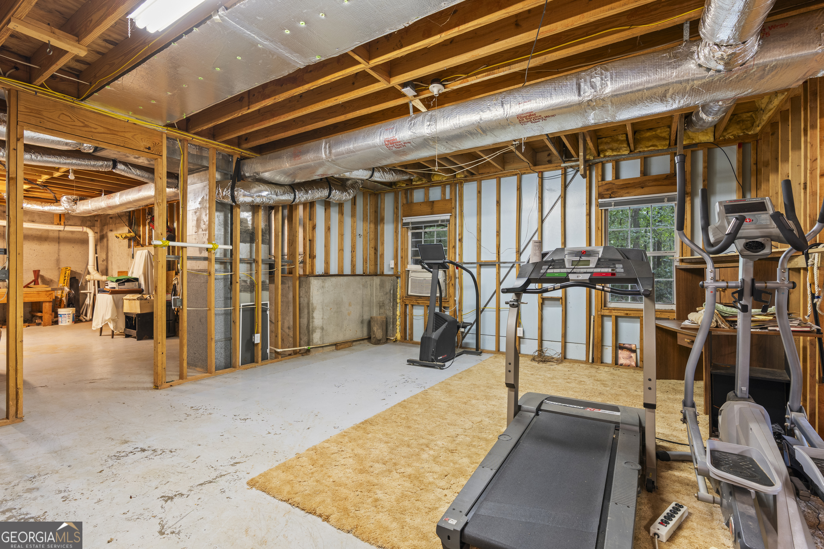 30 Joe Lee Drive