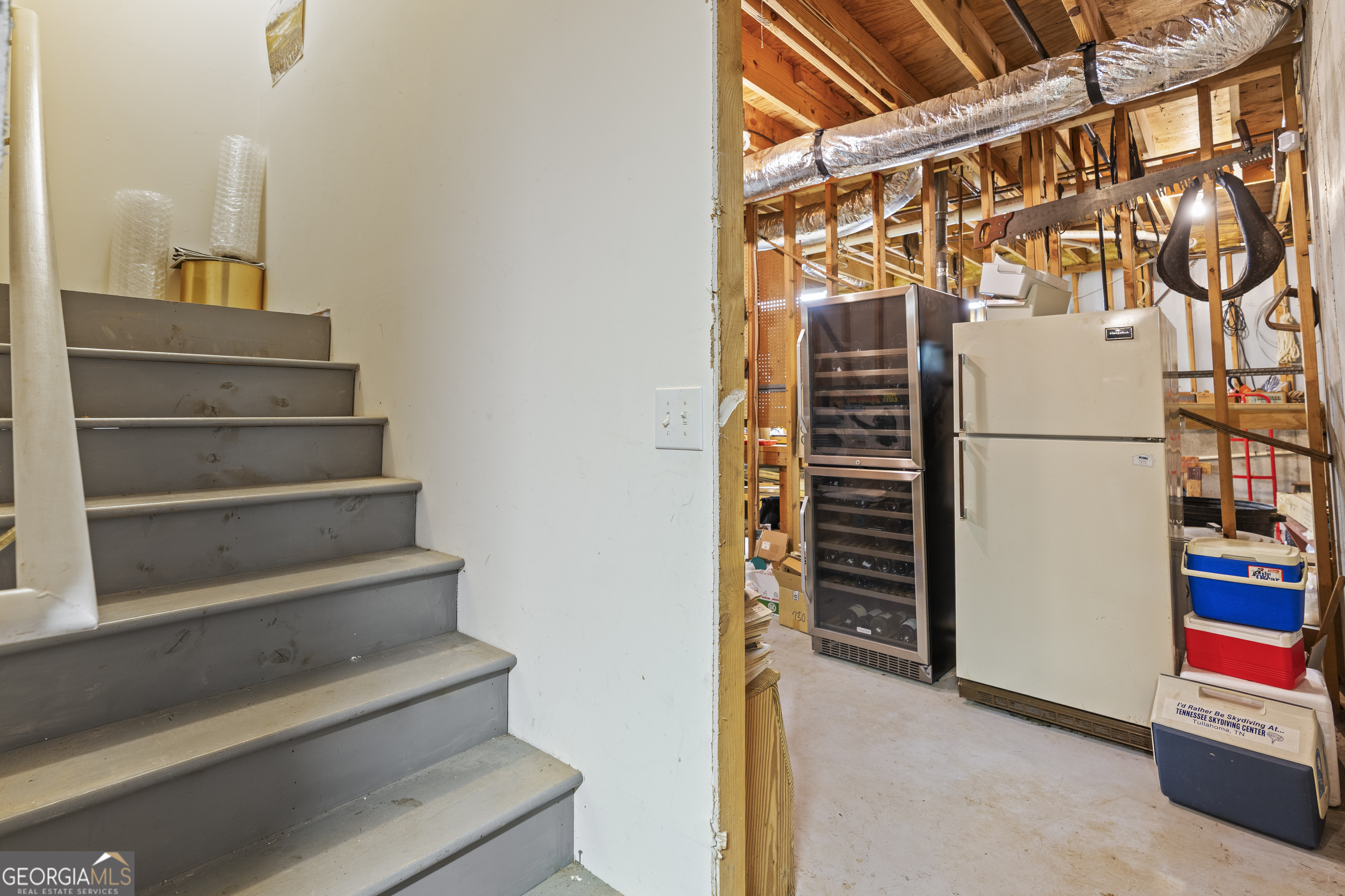 30 Joe Lee Drive