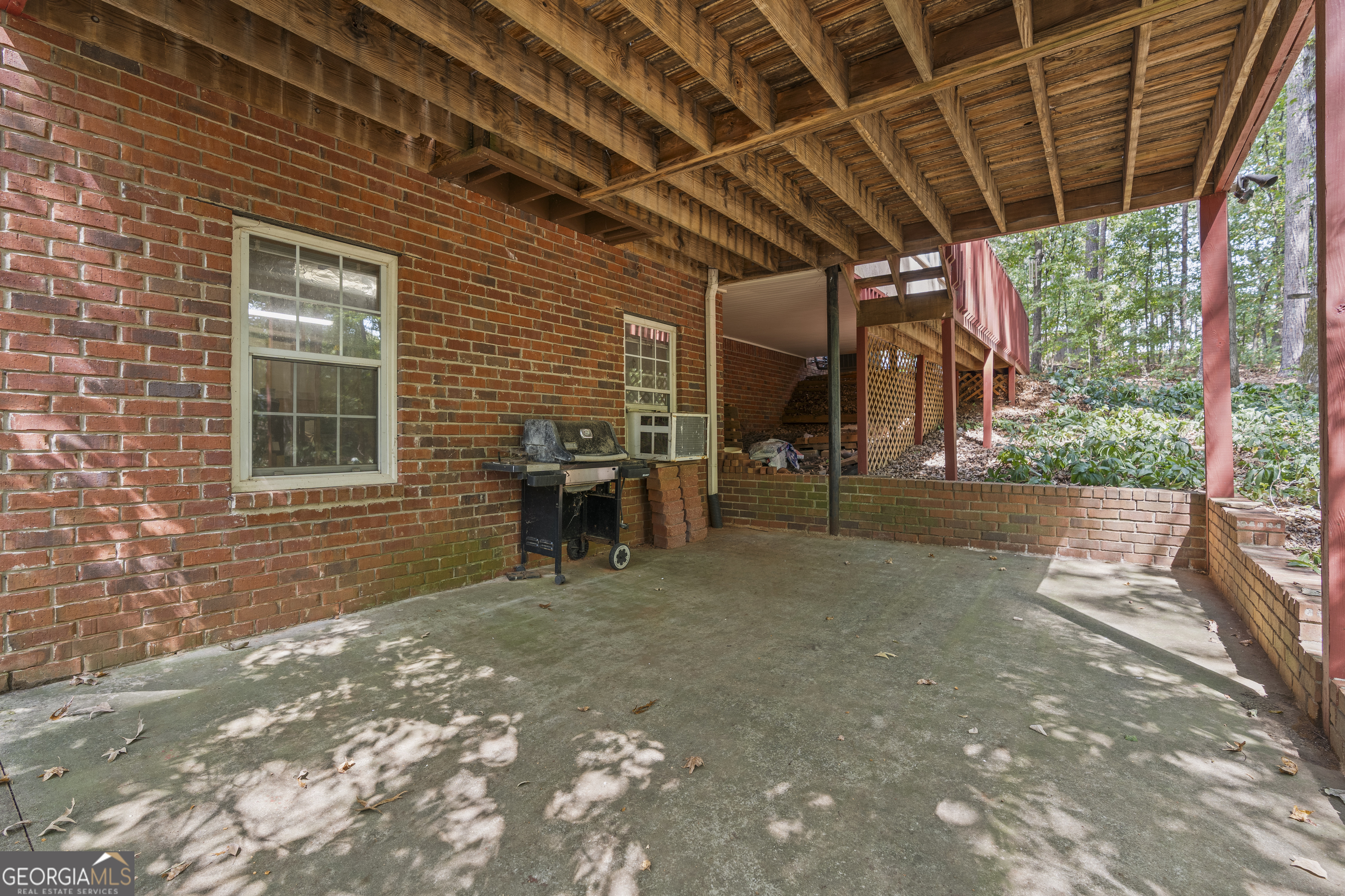 30 Joe Lee Drive