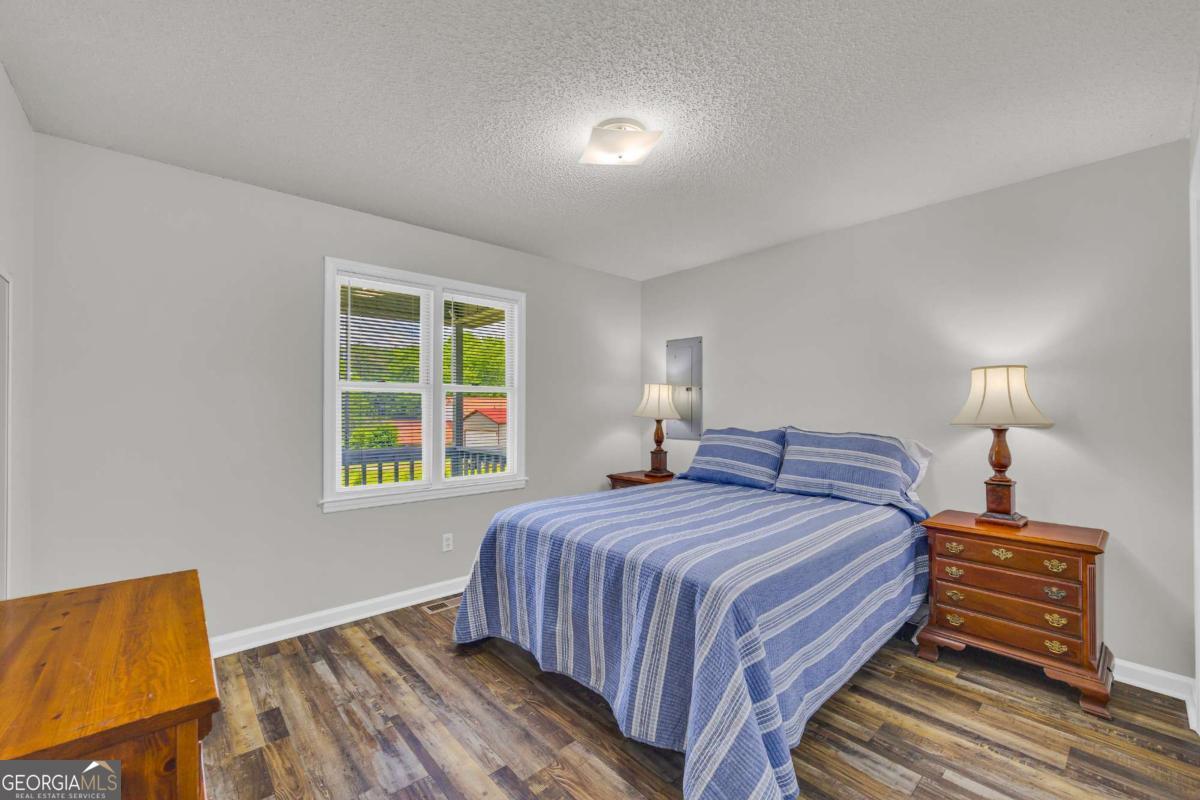 5180 Price Mill Road