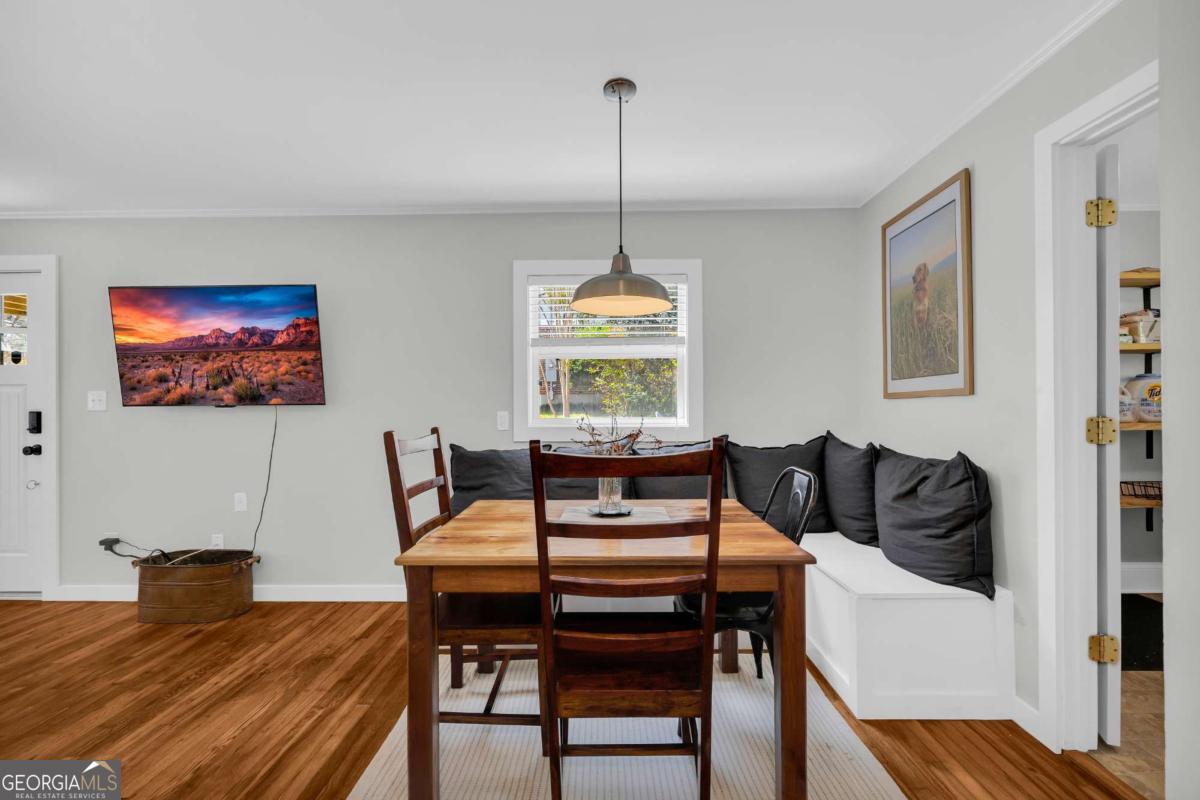 330 Pine Needle Road