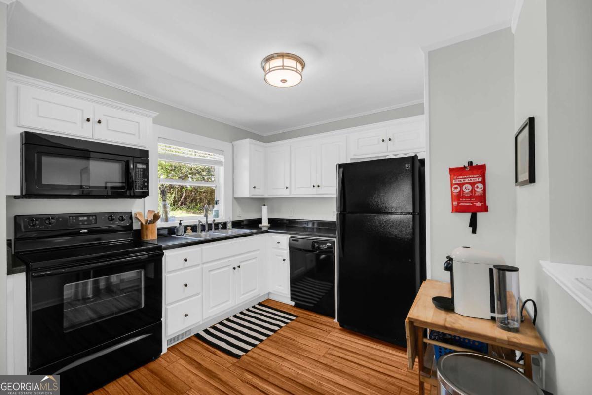 330 Pine Needle Road