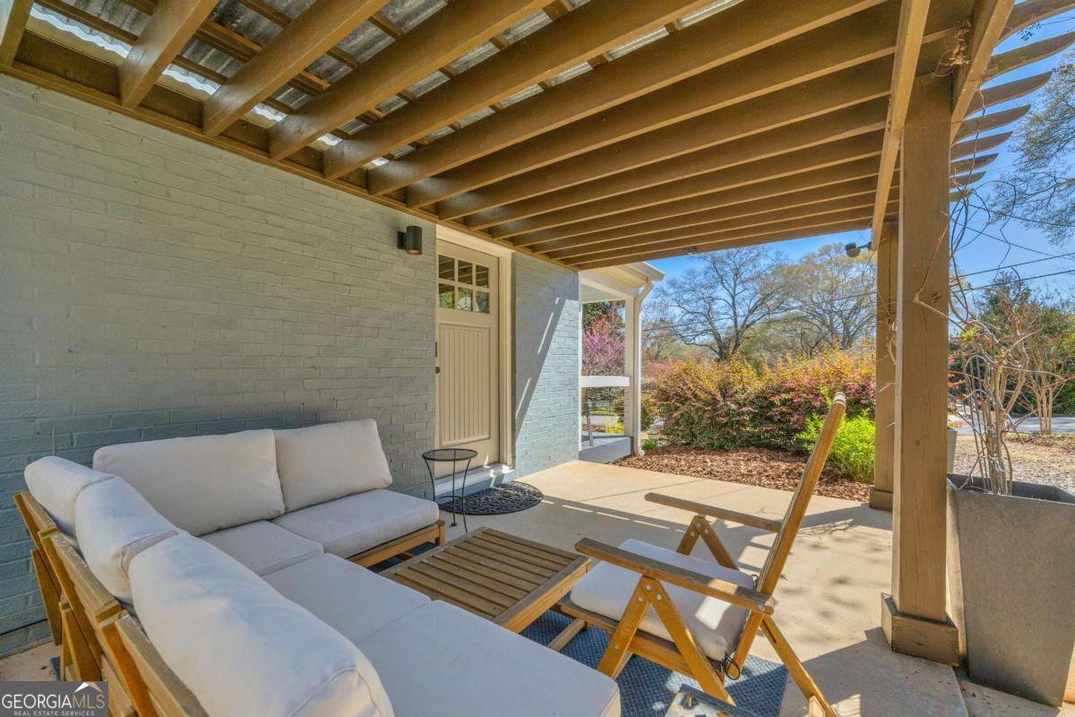 330 Pine Needle Road