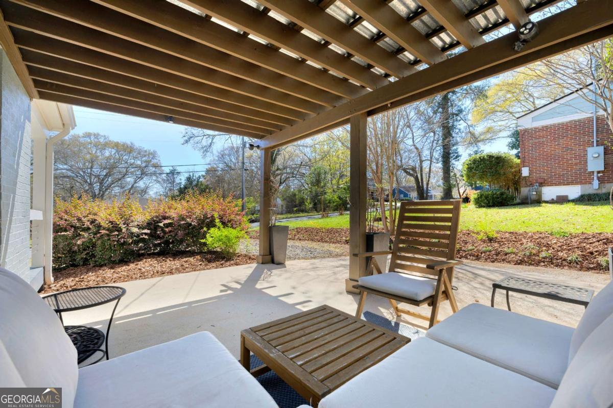 330 Pine Needle Road