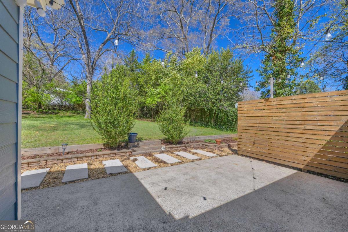 330 Pine Needle Road