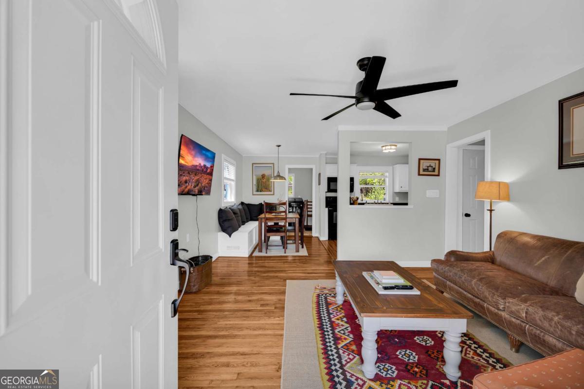 330 Pine Needle Road