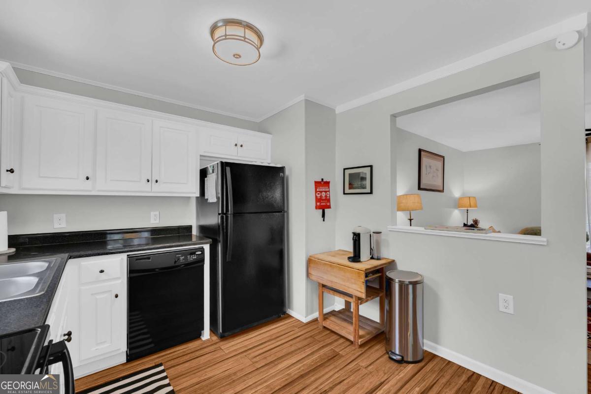 330 Pine Needle Road